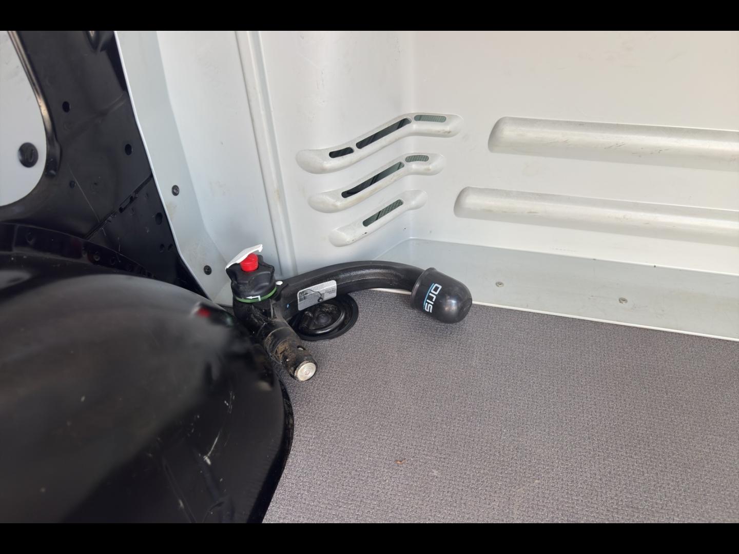 Image MERCEDES-BENZ Vito Fg 116 CDI Mixto Compact Select E6 Propulsion
