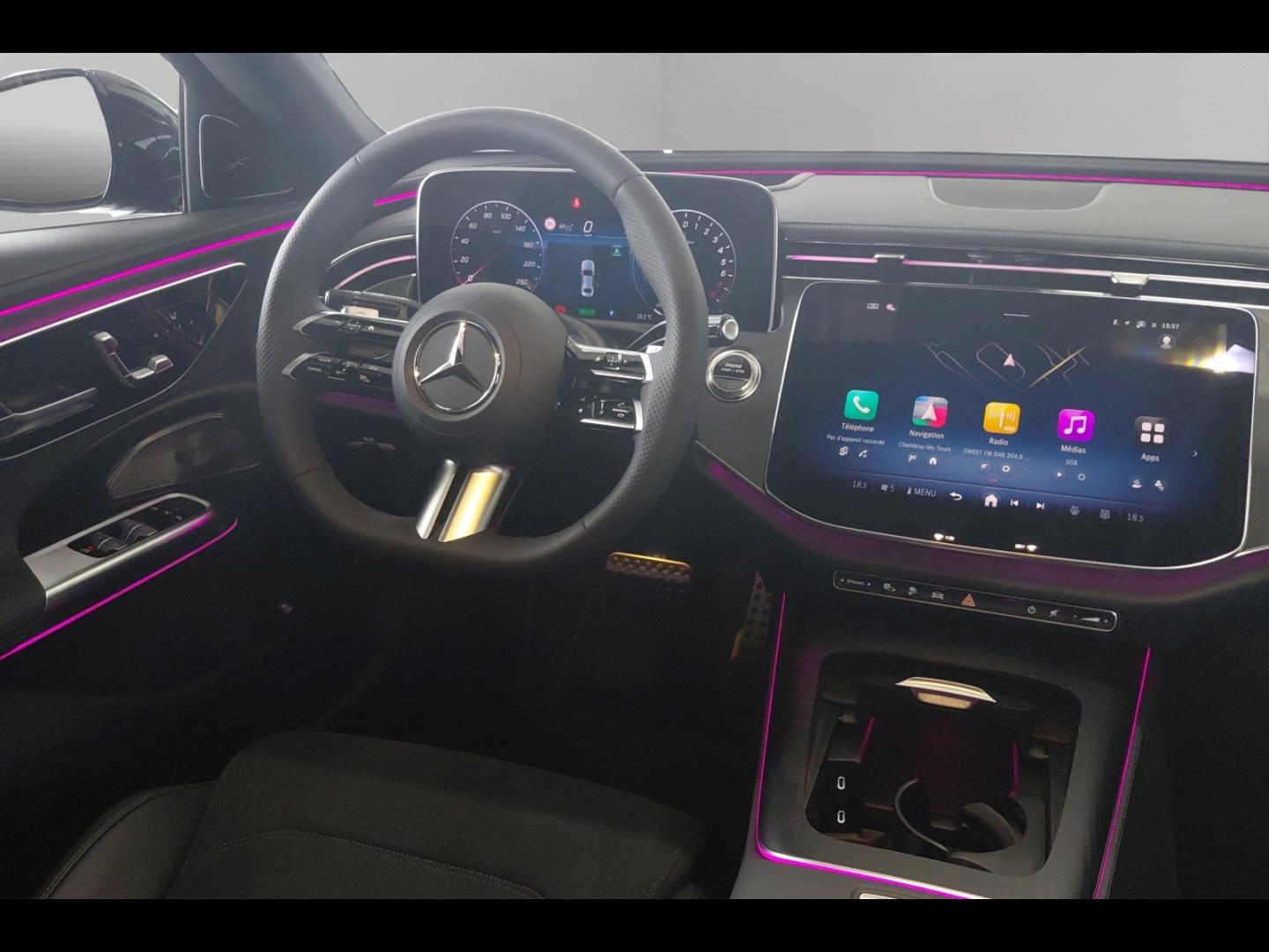 Image MERCEDES-BENZ Classe E 300 e Hybrid EQ 204+129ch AMG Line+ 9G-Tronic