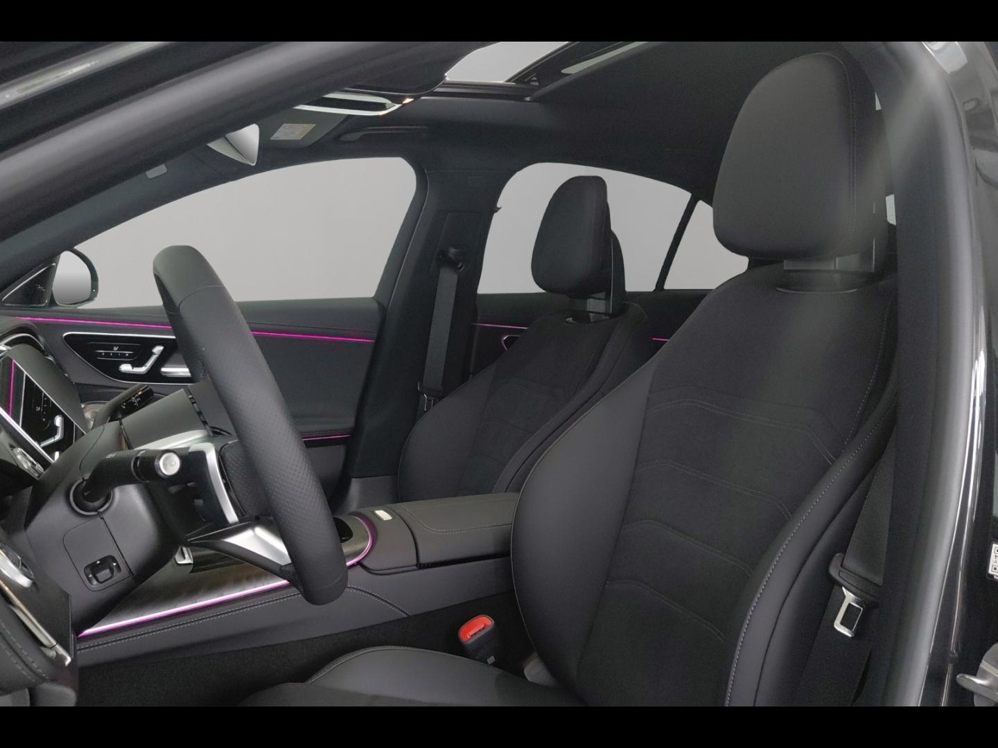 Image MERCEDES-BENZ Classe E 300 e Hybrid EQ 204+129ch AMG Line+ 9G-Tronic