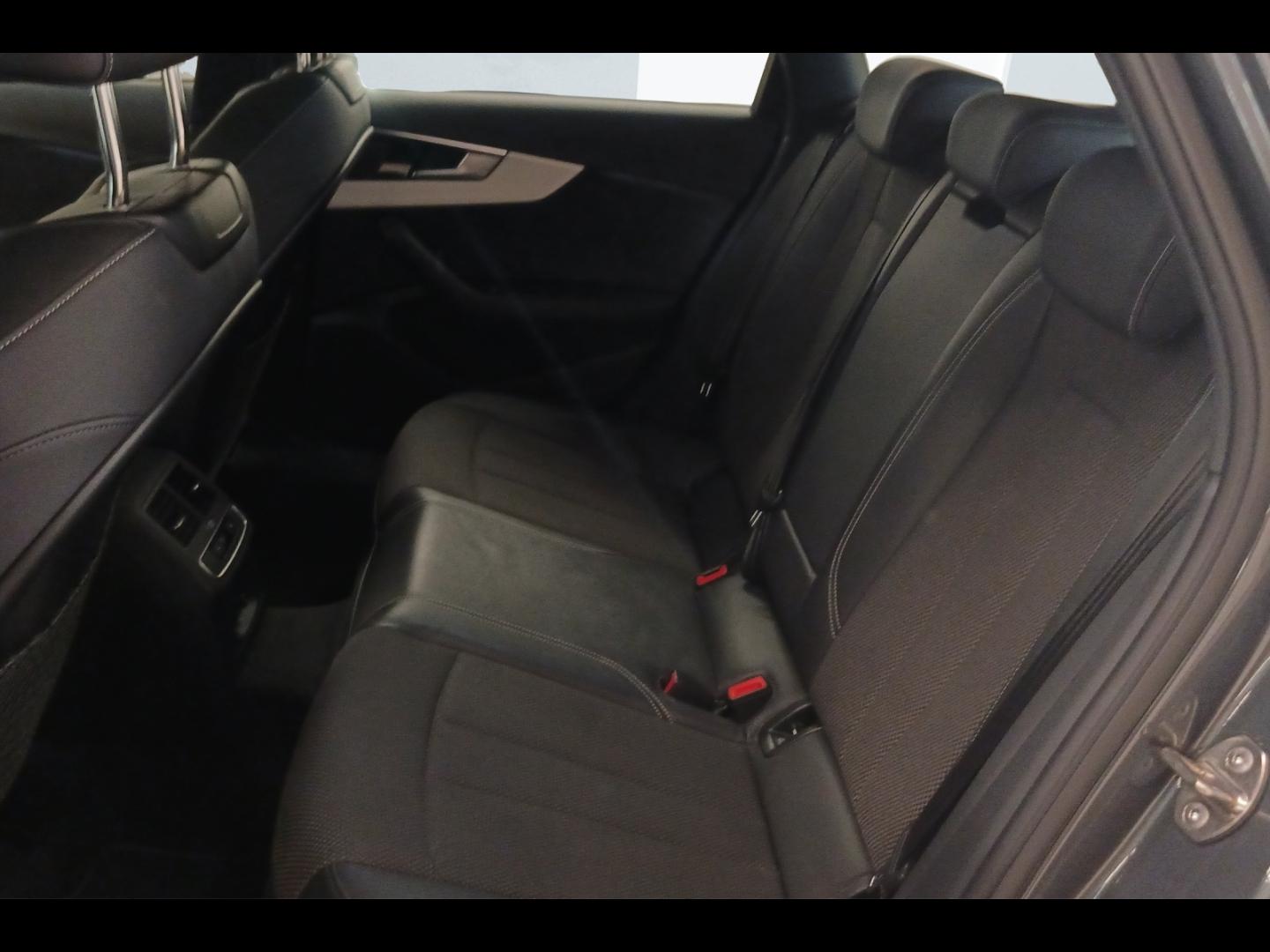 Image AUDI A4 Avant 35 TFSI 150ch S line S tronic 7