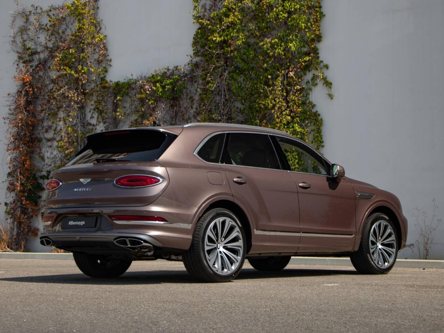 Image BENTLEY BENTAYGA Atelier V8 4.0 550ch