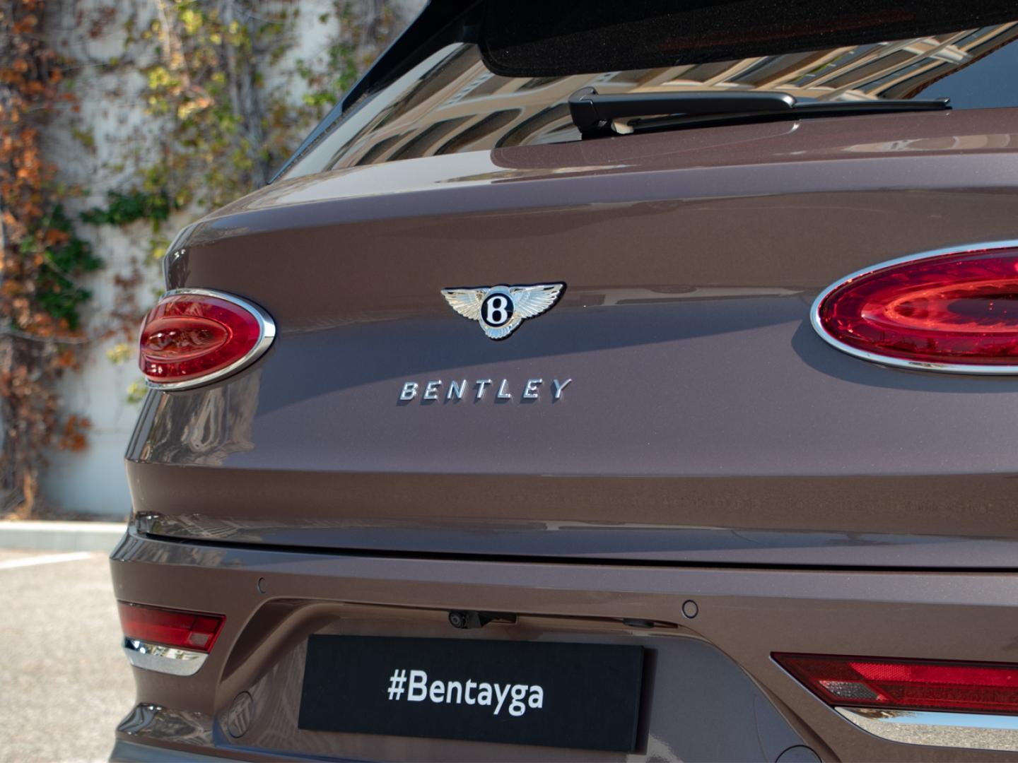 Image BENTLEY BENTAYGA Atelier V8 4.0 550ch