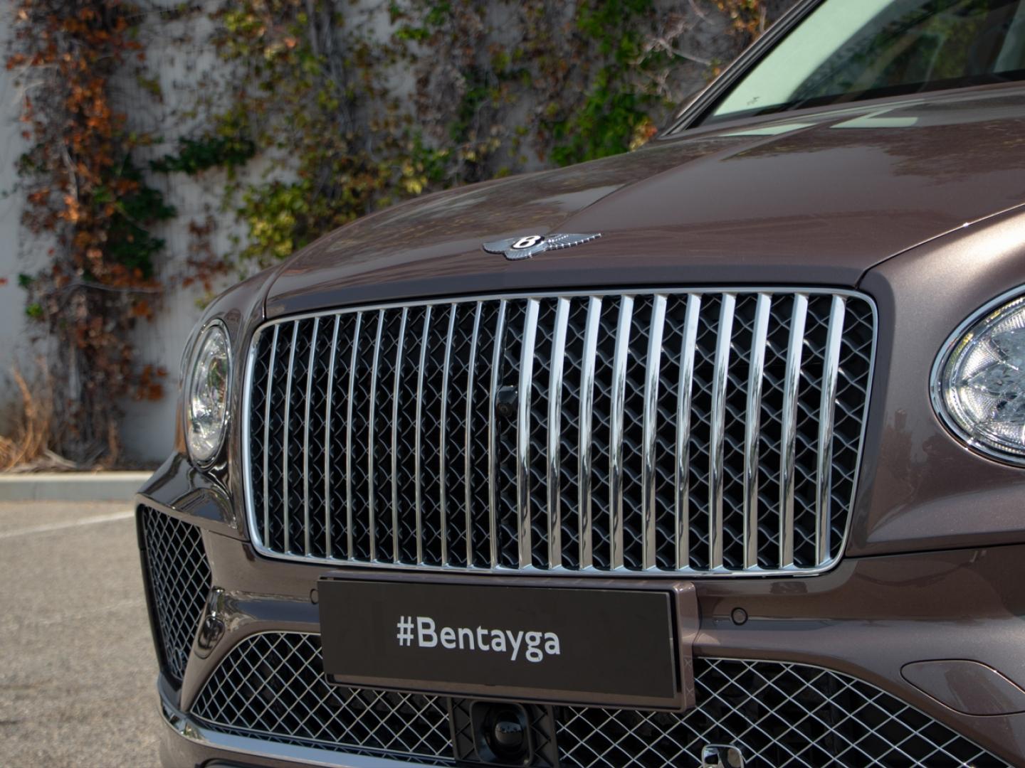 Image BENTLEY BENTAYGA Atelier V8 4.0 550ch