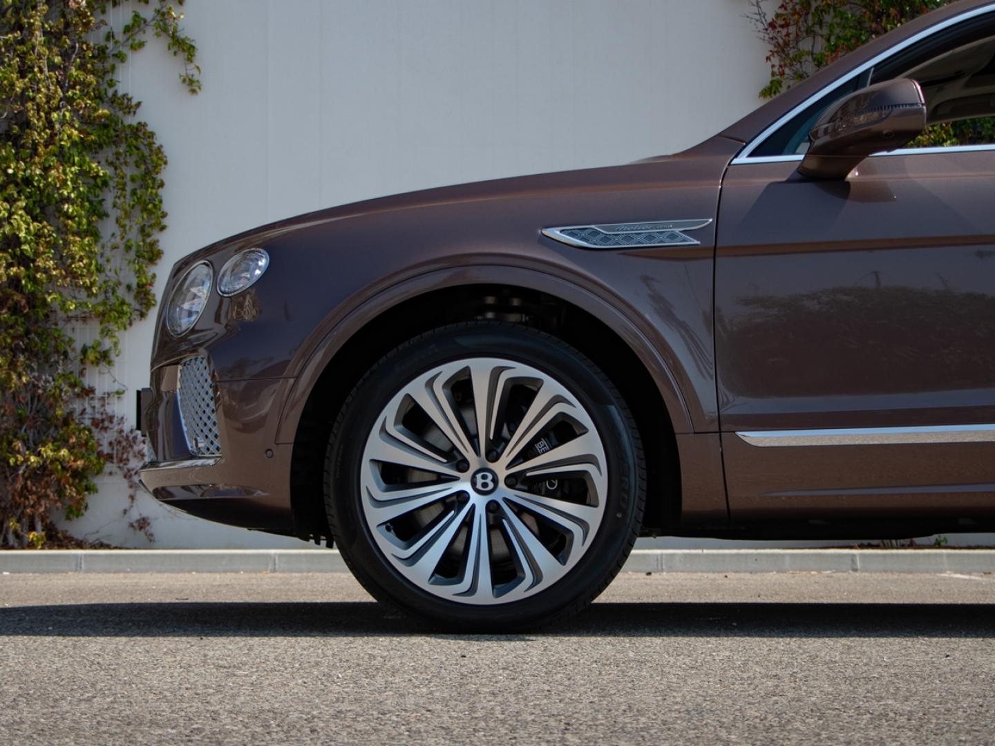 Image BENTLEY BENTAYGA Atelier V8 4.0 550ch