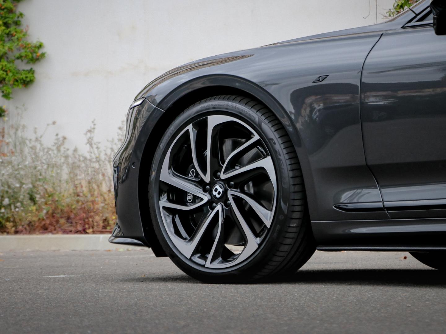 Image BENTLEY CONTINENTAL GT S V8 hybrid 4.0 680ch
