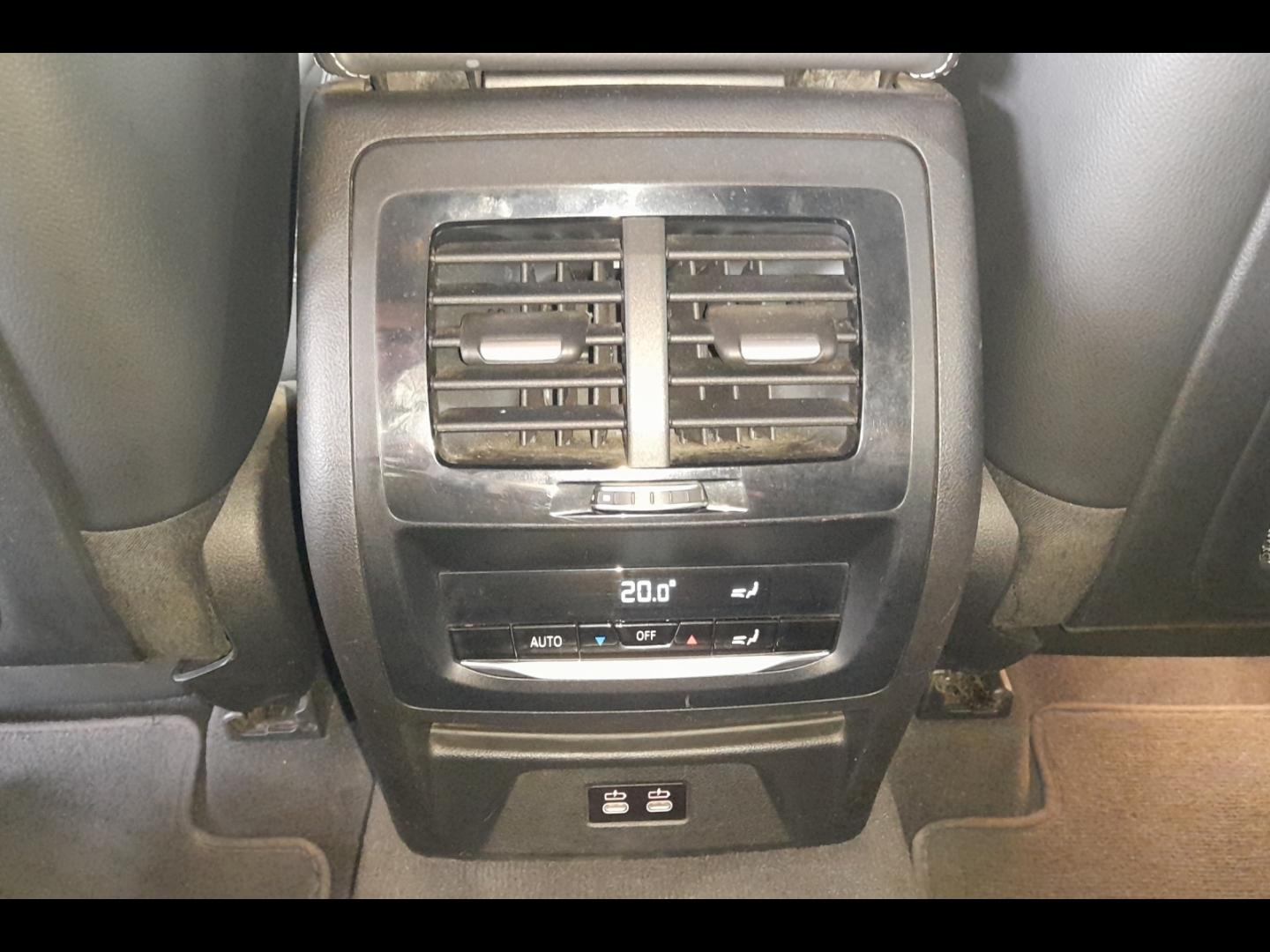 Image BMW X3 sDrive18dA 150ch  xLine