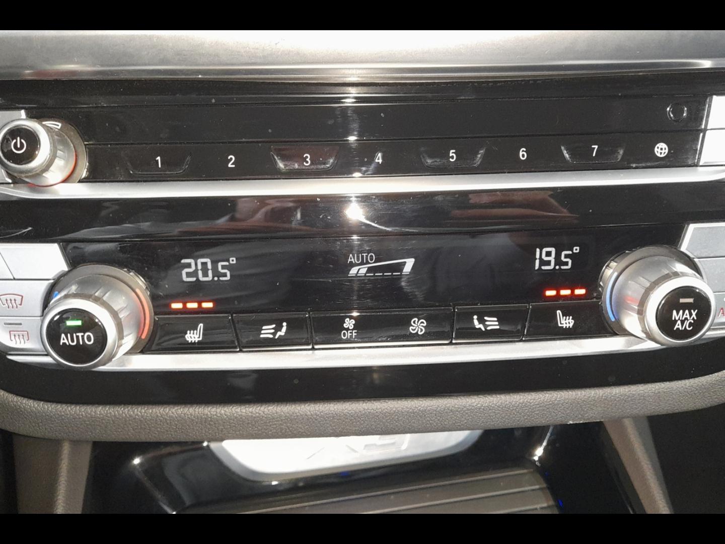 Image BMW X3 sDrive18dA 150ch  xLine