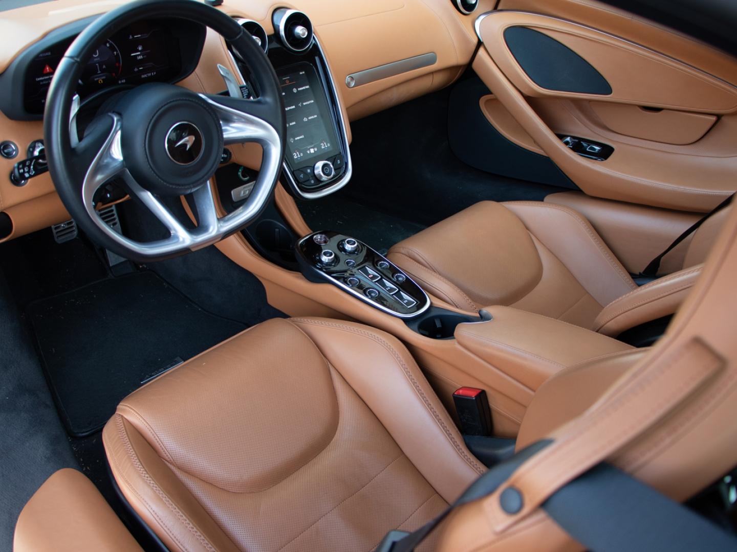 Image MCLAREN GT 620ch