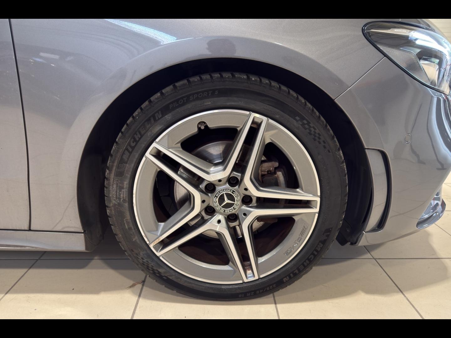 Image MERCEDES-BENZ Classe B 180 136ch AMG Line Edition 7G-DCT 7cv