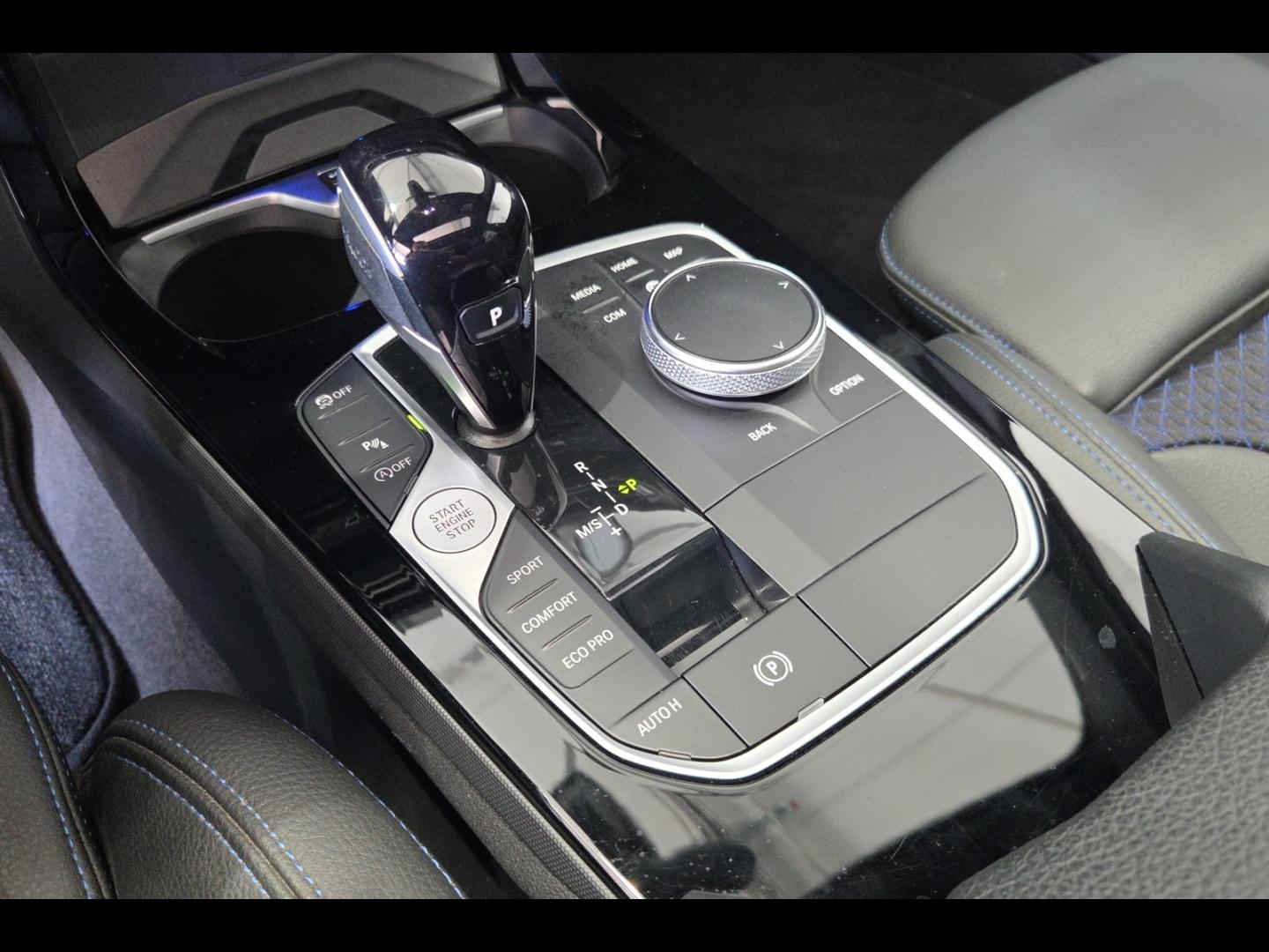 Image BMW Série 1 120dA xDrive 190ch M Sport