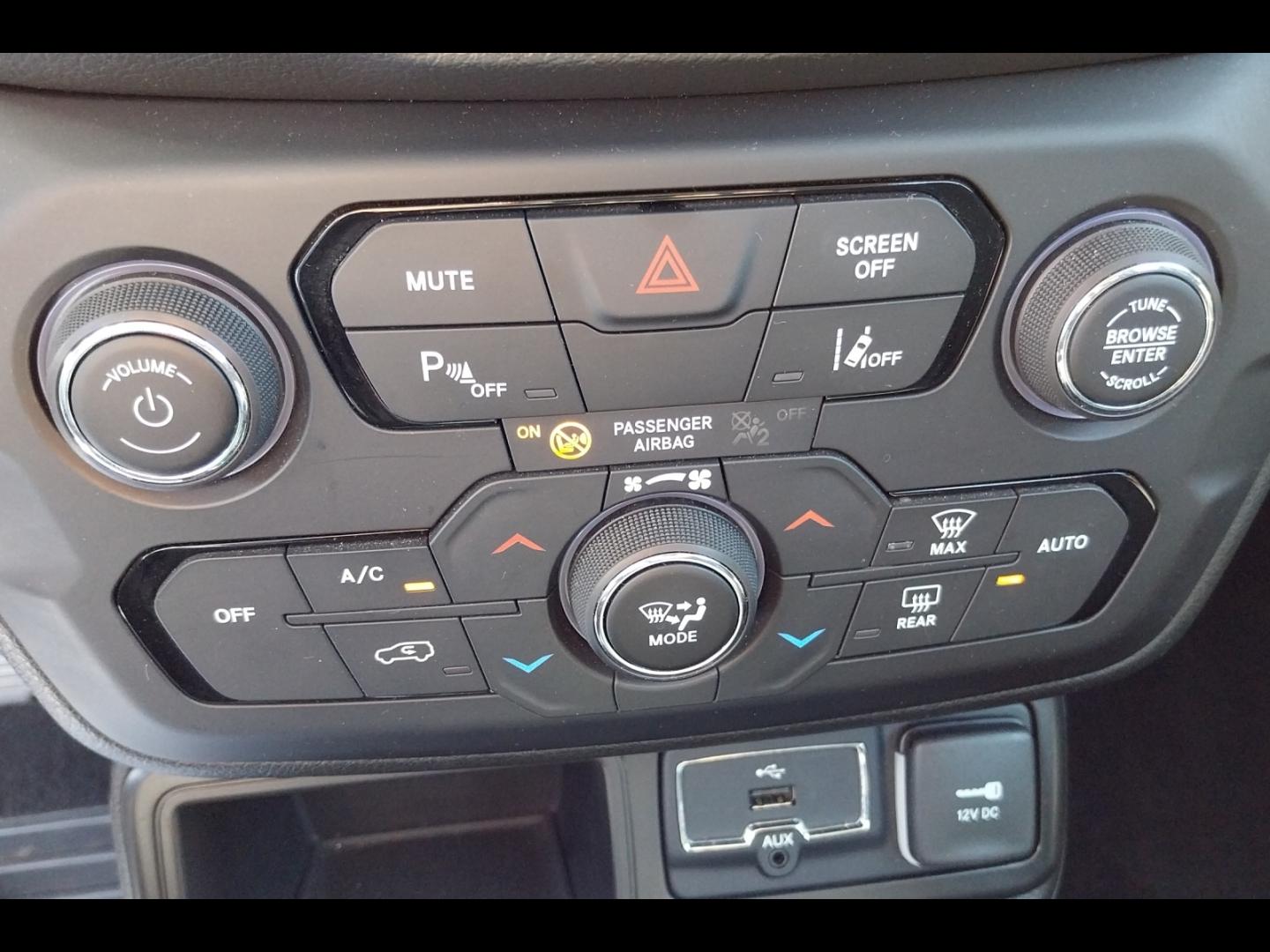 Image JEEP Renegade 1.5 Turbo T4 130ch MHEV Limited BVR7