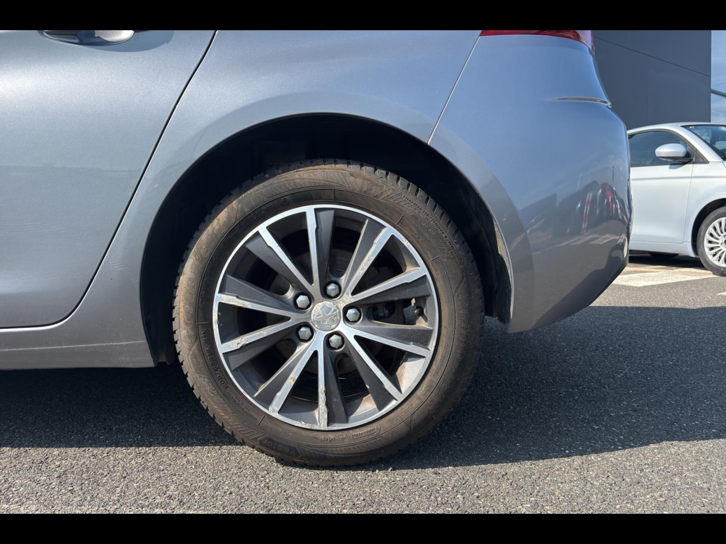 Image PEUGEOT 308 1.6 BlueHDi 120ch Allure S&S EAT6 5p