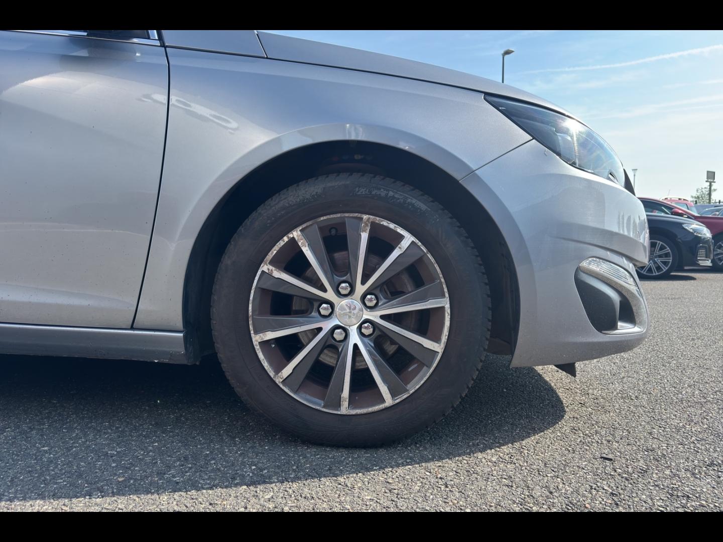 Image PEUGEOT 308 1.6 BlueHDi 120ch Allure S&S EAT6 5p