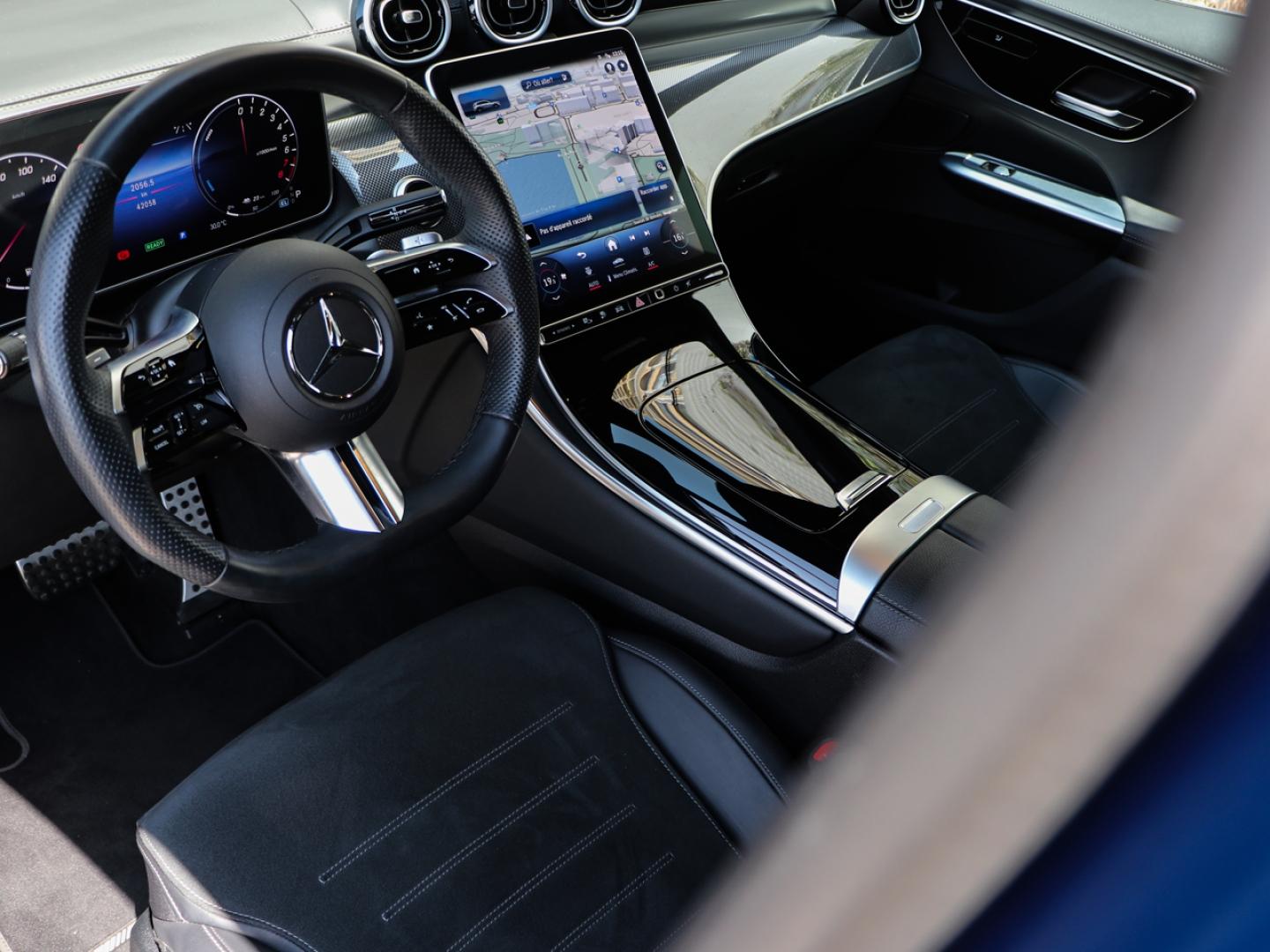 Image MERCEDES-BENZ GLC 300 e Hybrid 313ch AMG Line 4Matic 9G-Tronic