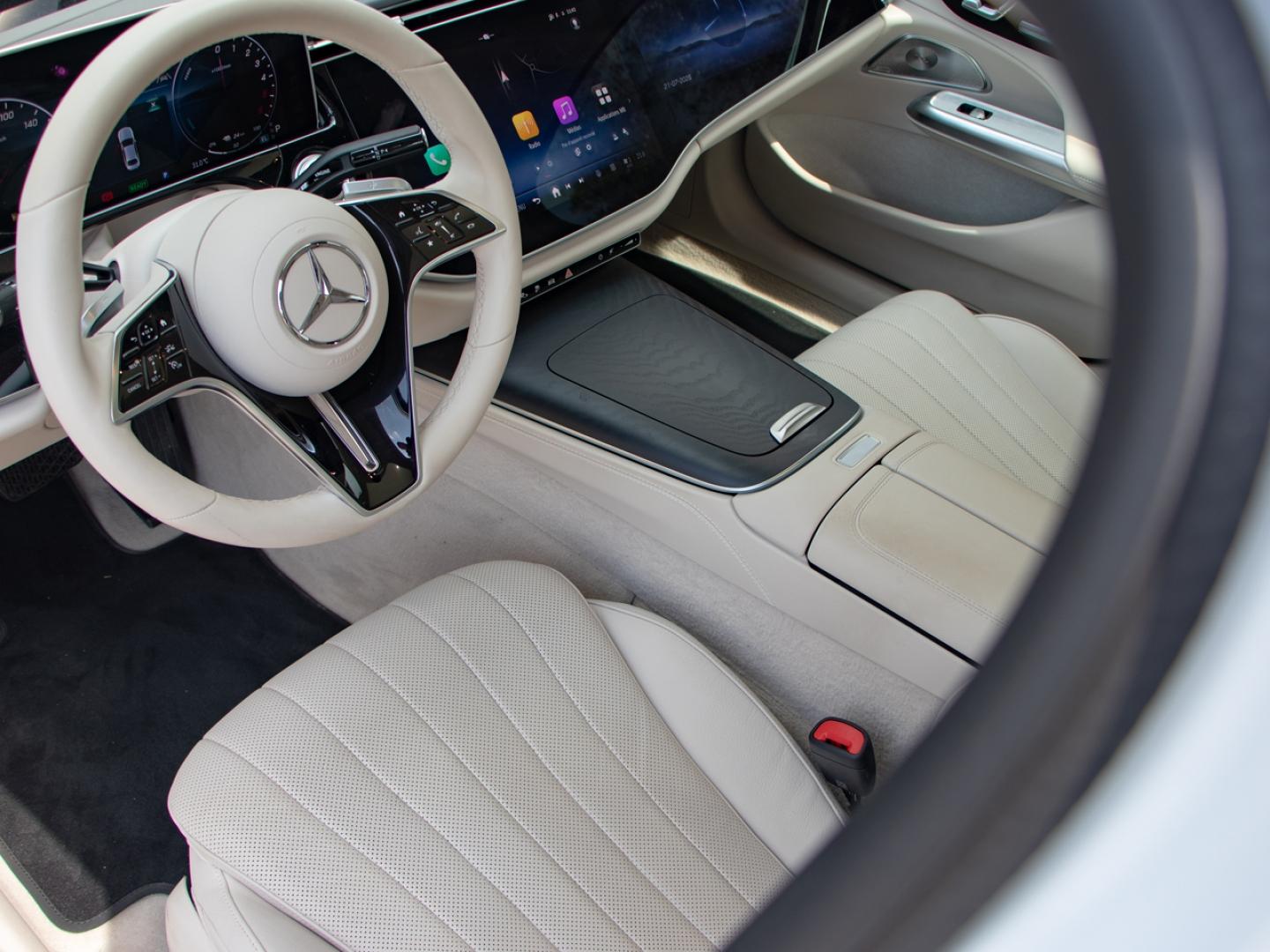 Image MERCEDES-BENZ Classe E 300 d e Hybrid EQ 197+129ch Exclusive Line 9G-Tronic