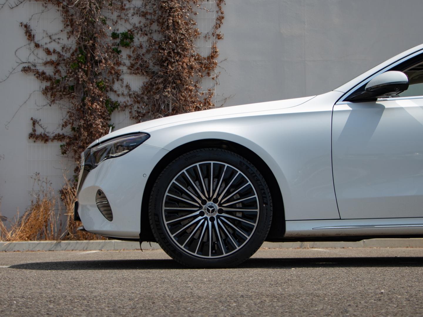 Image MERCEDES-BENZ Classe E 300 d e Hybrid EQ 197+129ch Exclusive Line 9G-Tronic