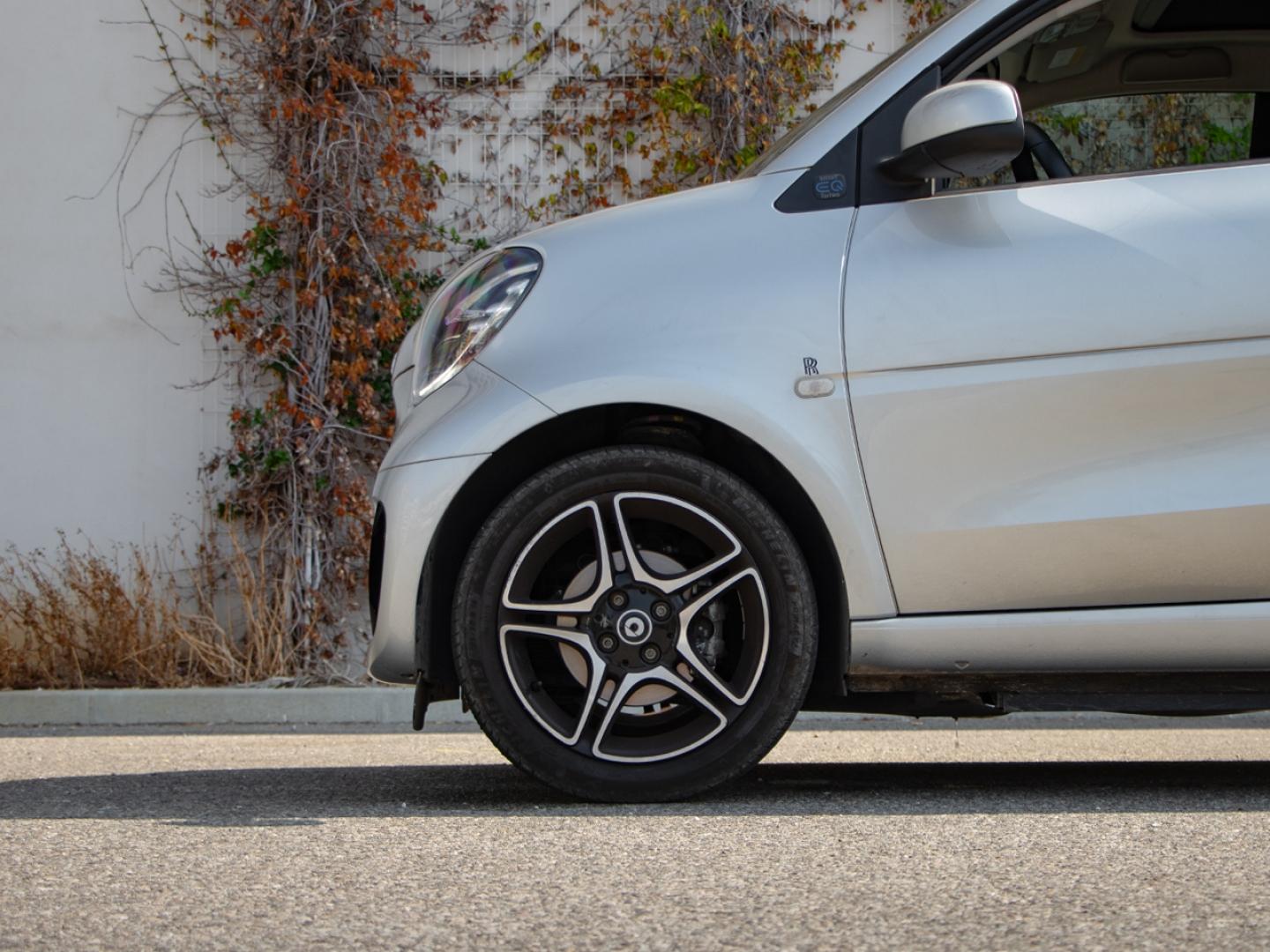Image SMART Fortwo Coupe EQ 82ch prime