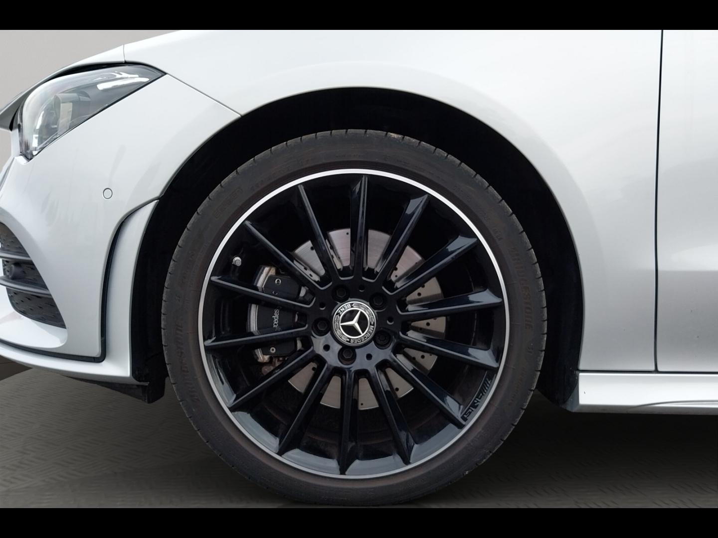 Image MERCEDES-BENZ CLA Shooting Brake 250 e 160+102ch AMG Line 8G-DCT