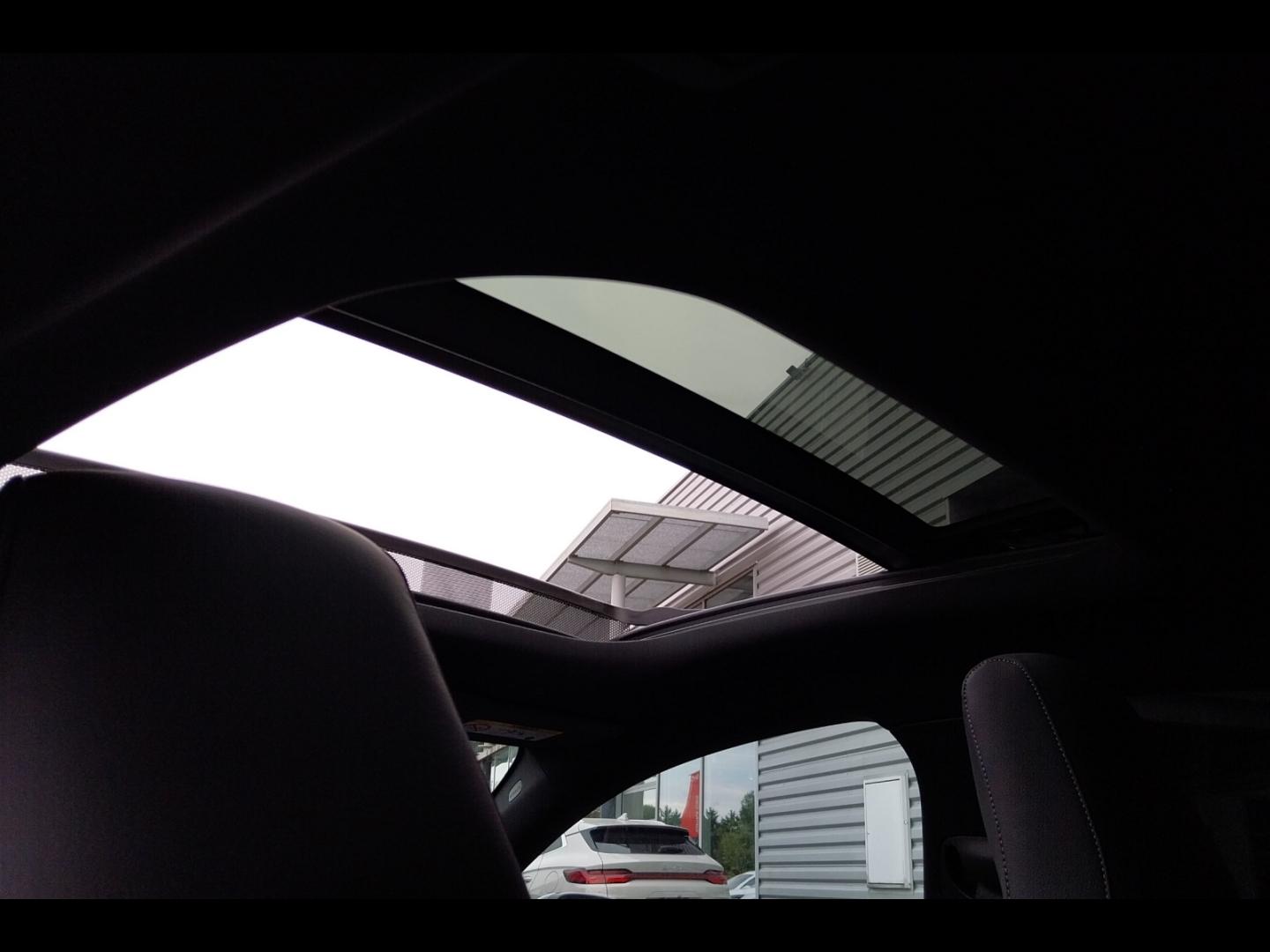 Image MERCEDES-BENZ CLA Shooting Brake 250 e 160+102ch AMG Line 8G-DCT