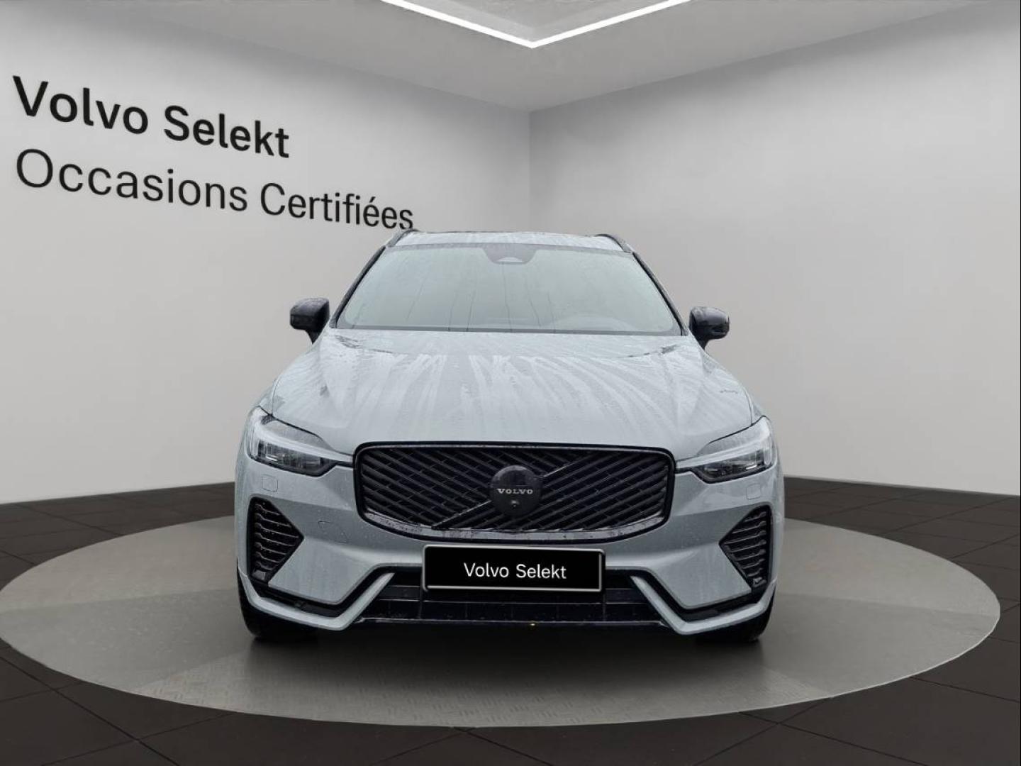 Image VOLVO XC60 T6 Hybride Rechargeable 350ch Black Edition Geartronic 8 AWD