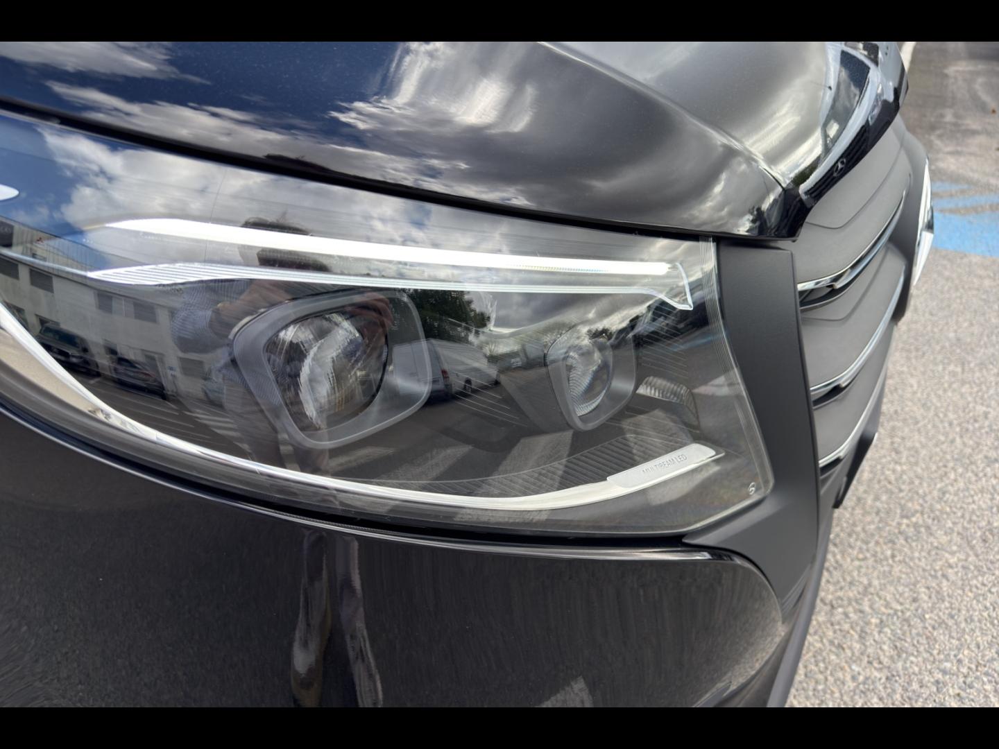 Image MERCEDES-BENZ Vito Fg 114 CDI Compact Select Propulsion 9G-Tronic