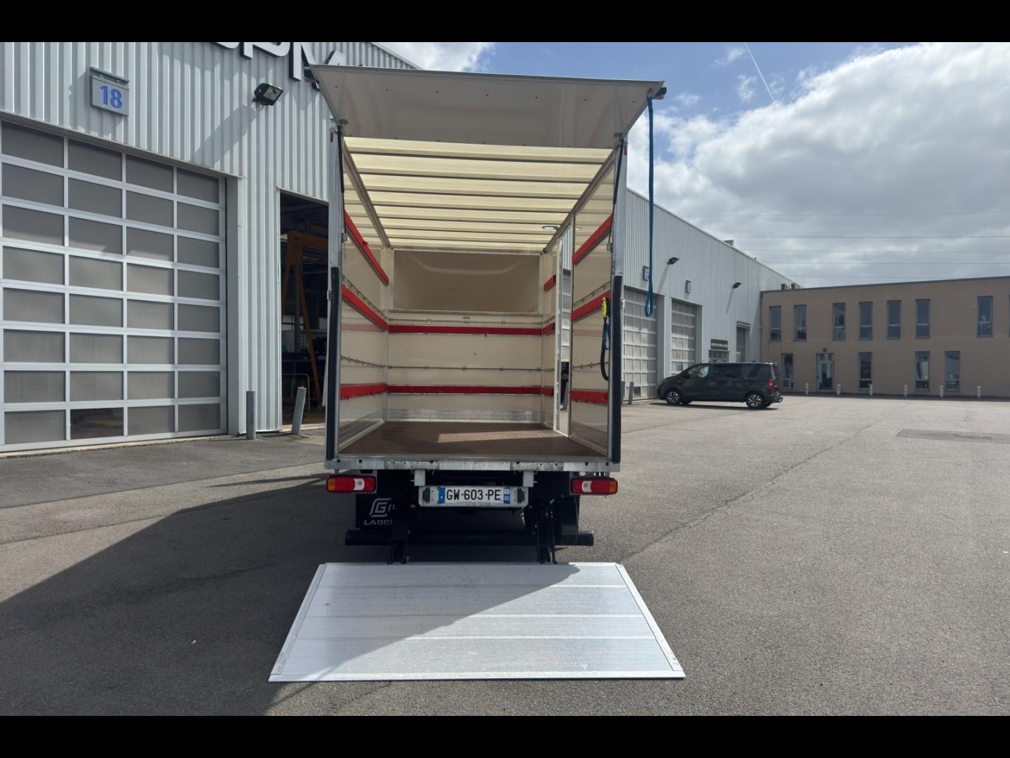 Image IVECO Daily CCb 35C16H empattement 4100 3.0