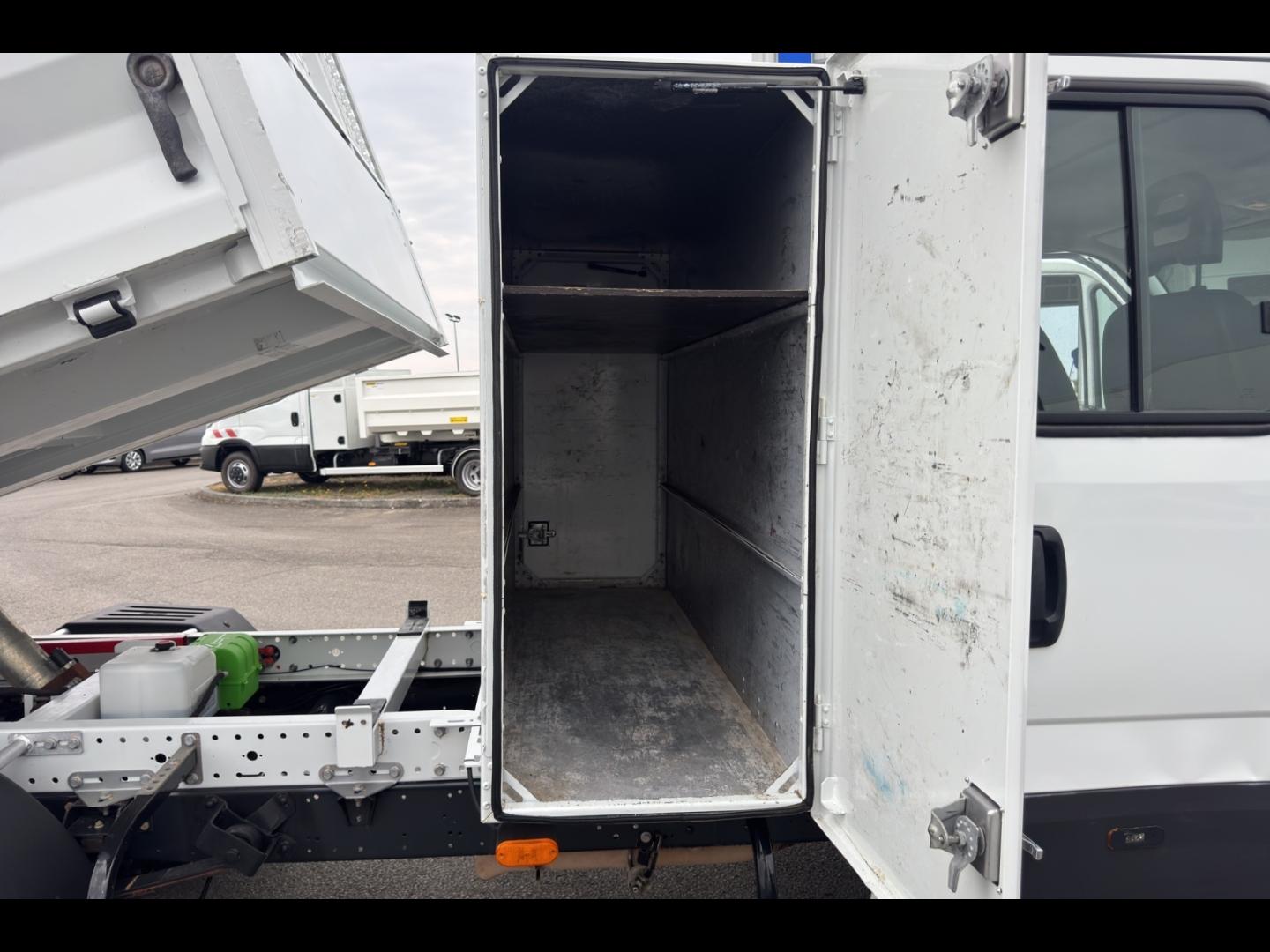 Image IVECO Daily CCb 35C16H3.0 D empattement 4100 Tor