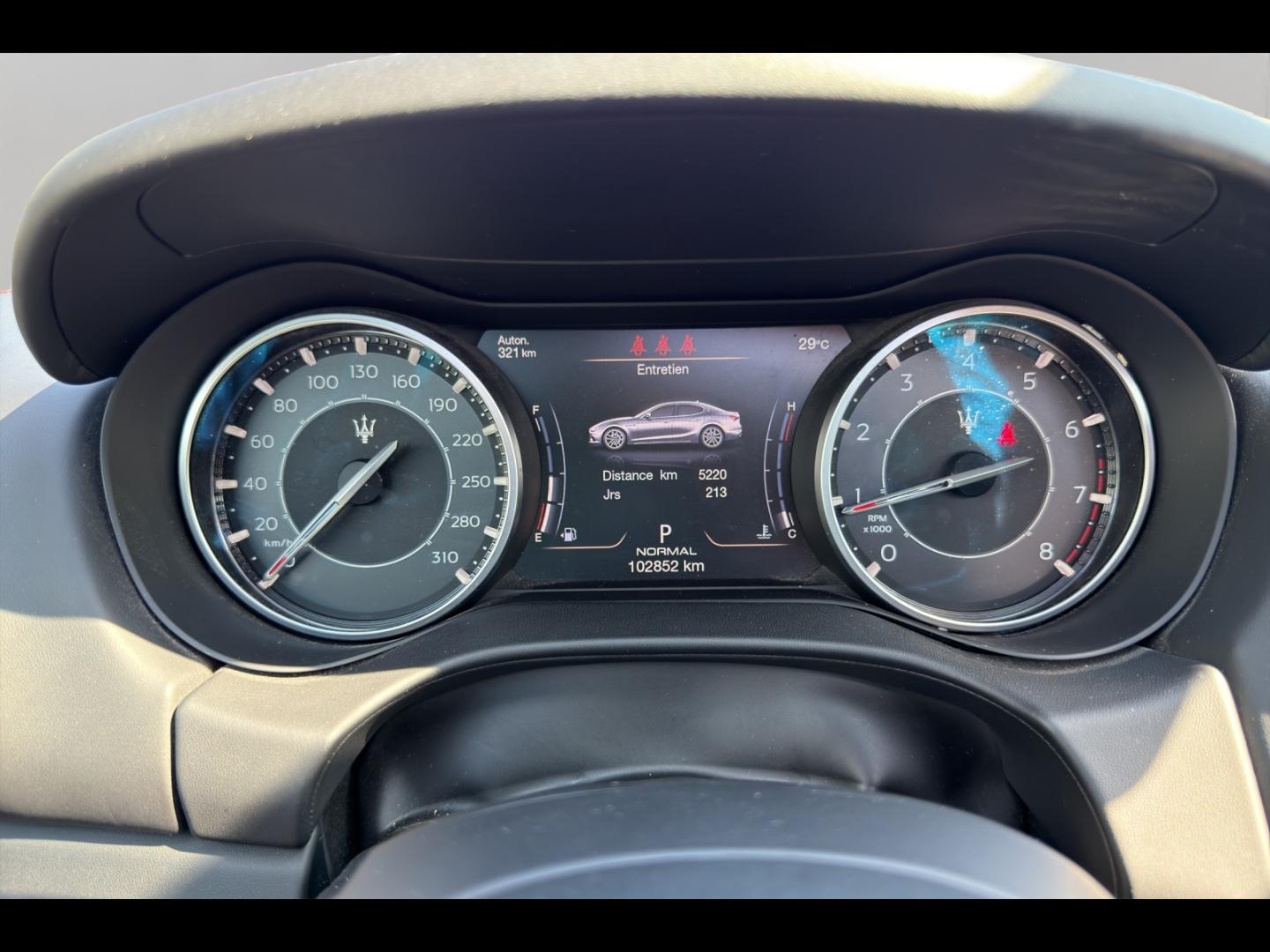 Image MASERATI Ghibli 2.0 L4 330ch GranSport