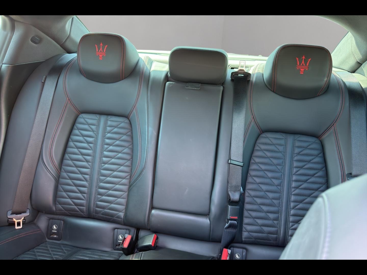Image MASERATI Ghibli 2.0 L4 330ch GranSport