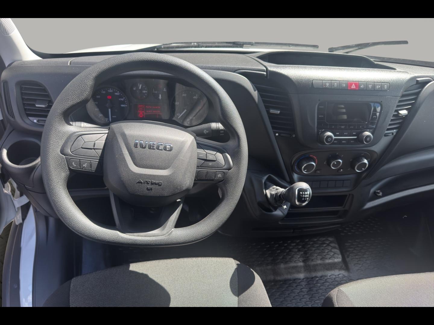 Image IVECO Daily CCb 35C16H empattement 4100 3.0