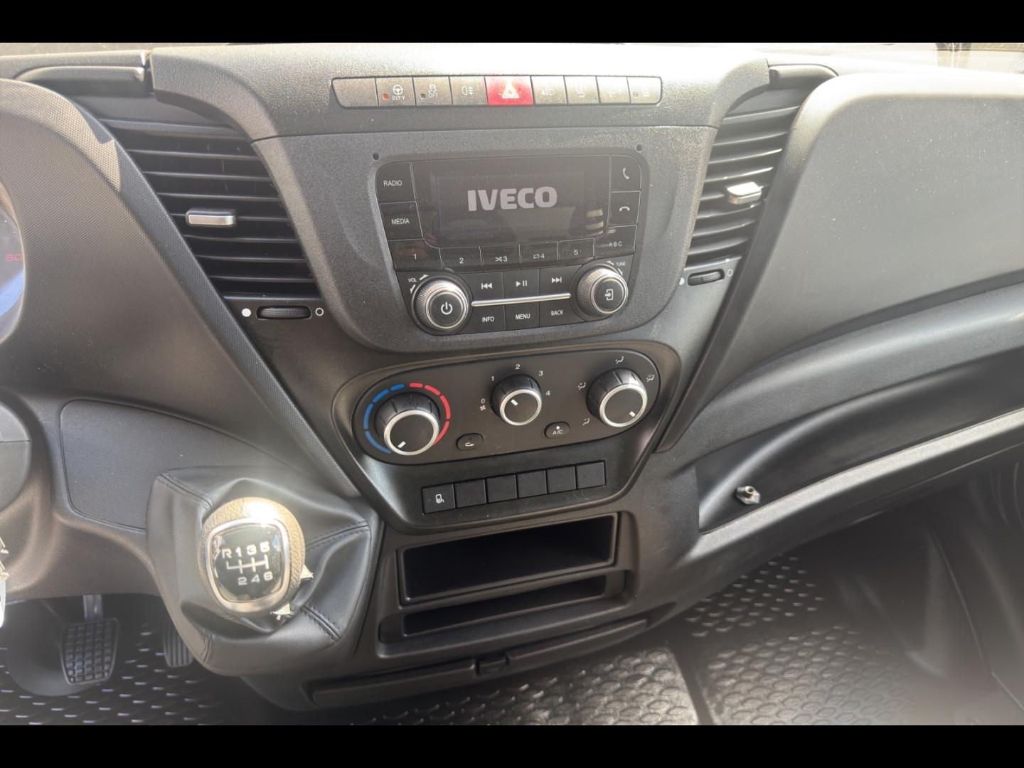 Image IVECO Daily CCb 35C16H empattement 4100 3.0