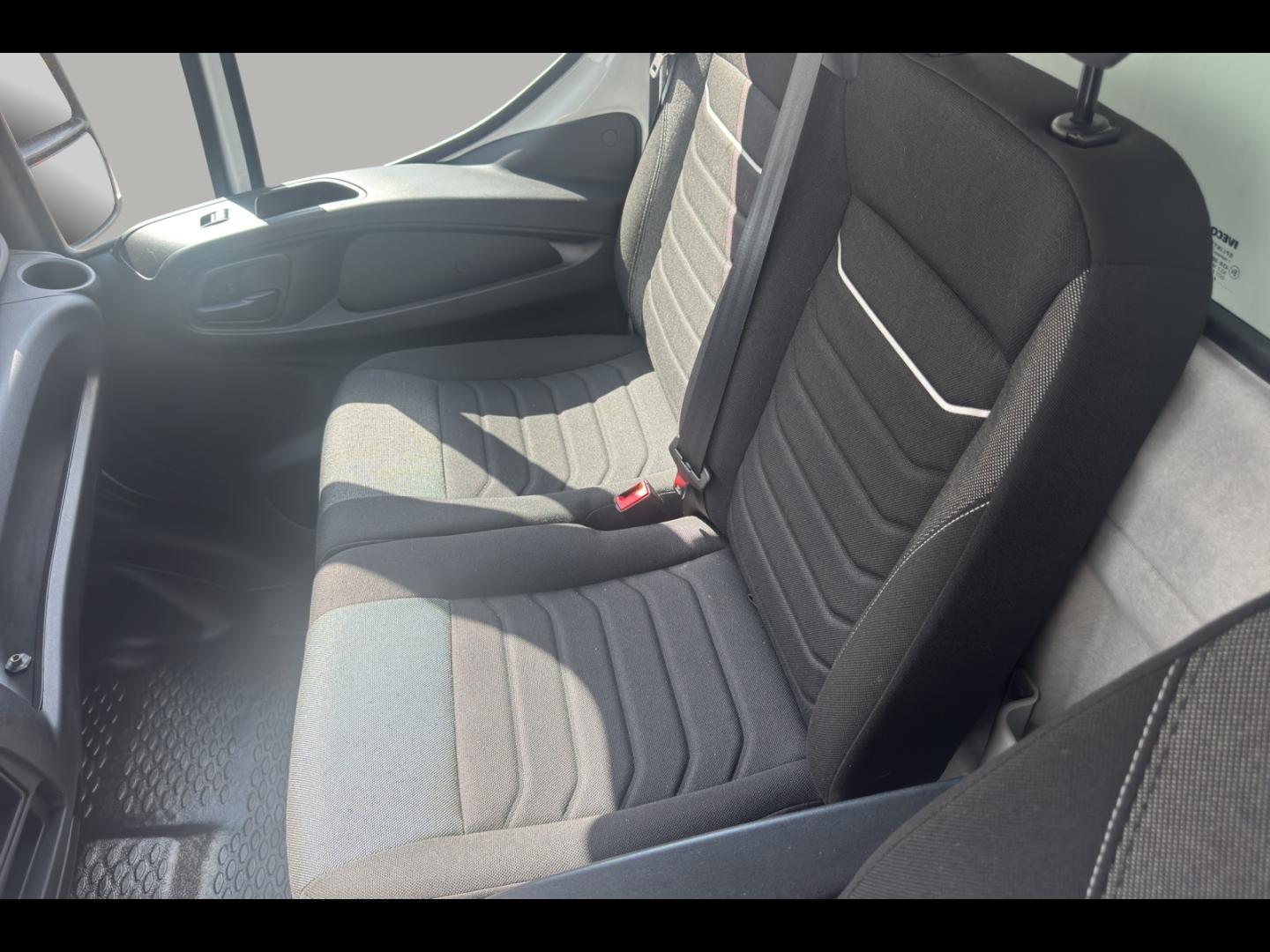 Image IVECO Daily CCb 35C16H empattement 4100 3.0