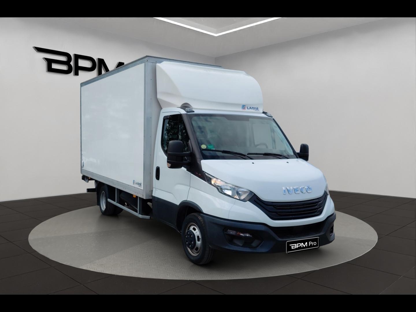 Image IVECO Daily CCb 35C16H empattement 4100 3.0 CAISSE HAYON AUVENT