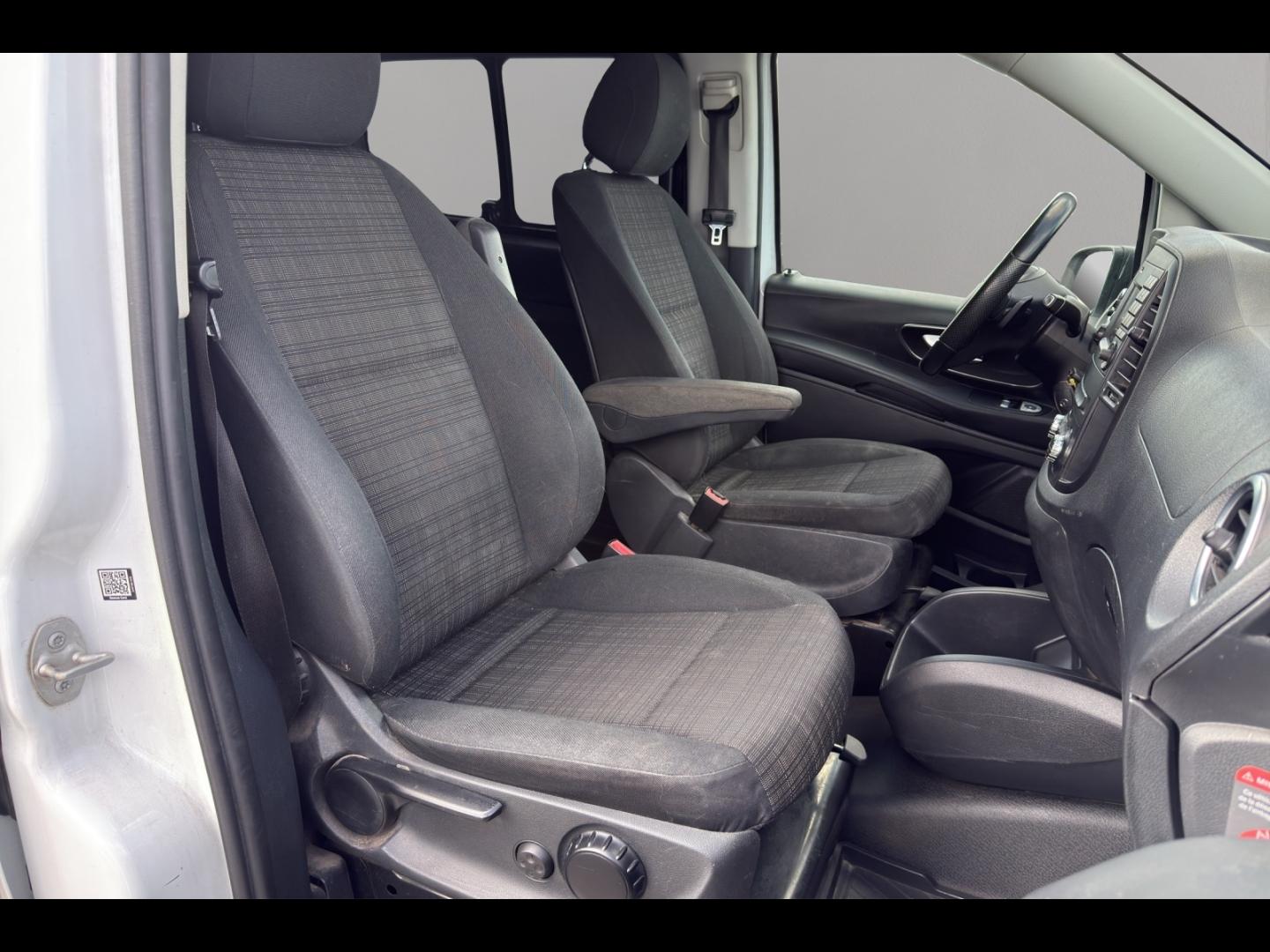 Image MERCEDES-BENZ Vito Fg 116 CDI Mixto Compact Select Propulsion 7G-Tronic (pas de TVA)