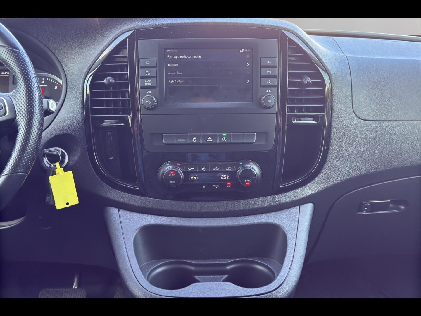 Image MERCEDES-BENZ Vito Fg 119 CDI Mixto 4x4 Long Select 9G-Tronic