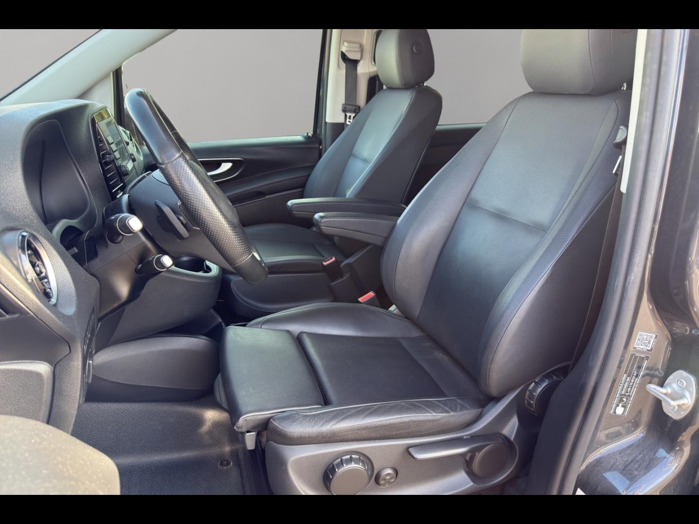Image MERCEDES-BENZ Vito Fg 119 CDI Mixto 4x4 Long Select 9G-Tronic