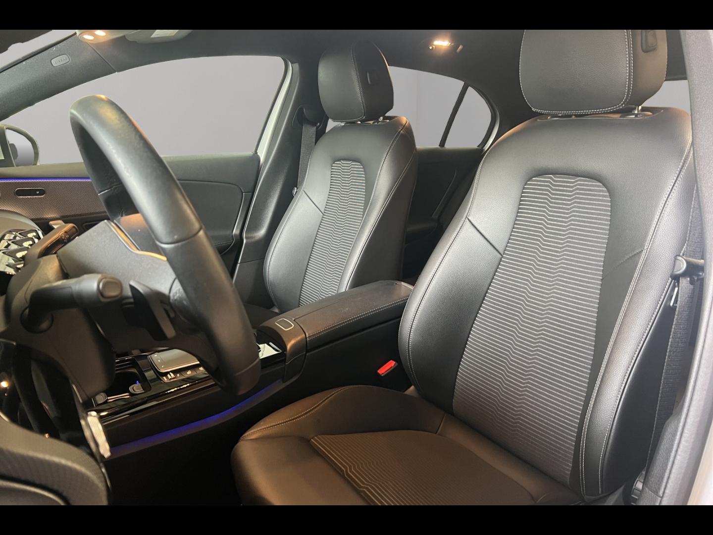 Image MERCEDES-BENZ Classe A 180 136ch Progressive Line 7G-DCT