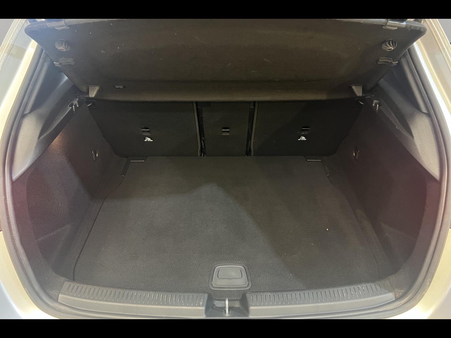 Image MERCEDES-BENZ Classe A 180 136ch Progressive Line 7G-DCT