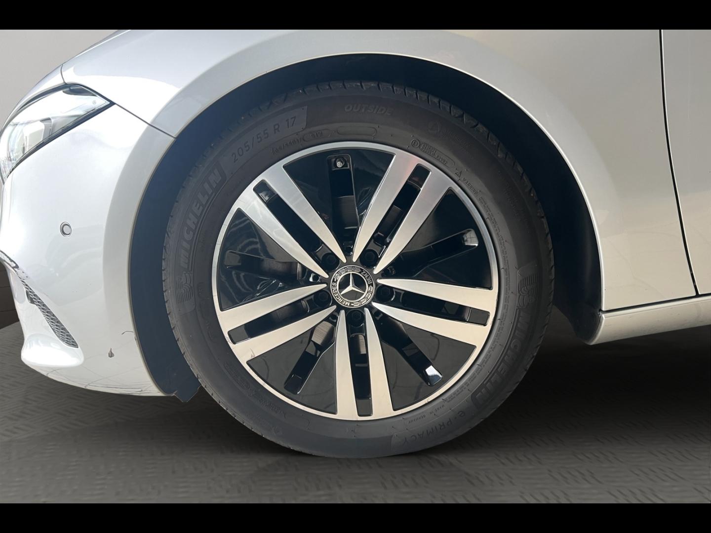 Image MERCEDES-BENZ Classe A 180 136ch Progressive Line 7G-DCT