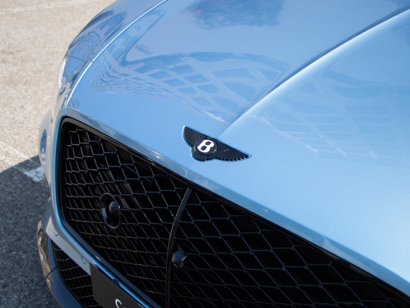 Image BENTLEY CONTINENTAL GT S V8 4.0 Hybrid 680ch