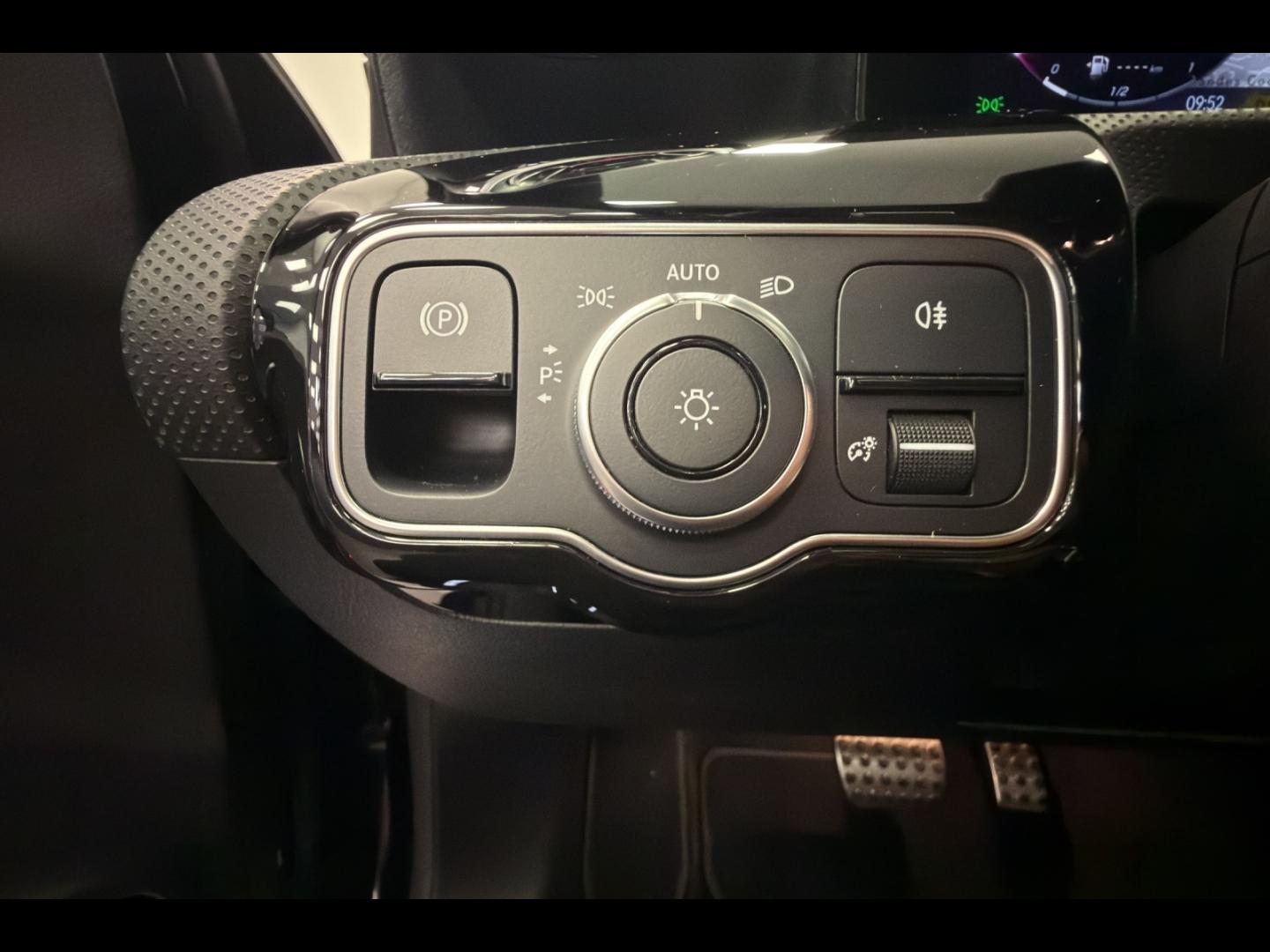 Image MERCEDES-BENZ Classe A 180 136ch AMG Line 7G-DCT