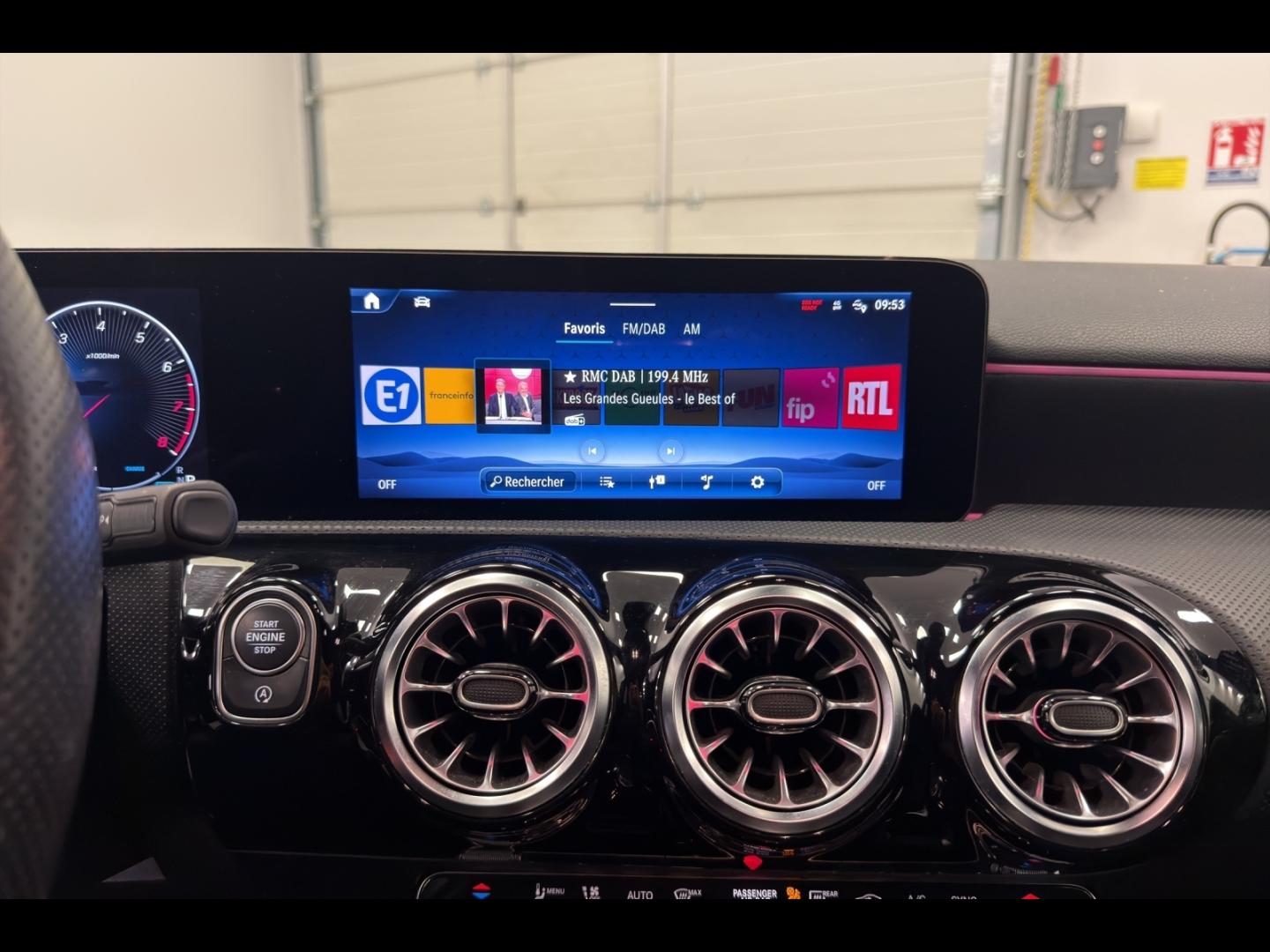 Image MERCEDES-BENZ Classe A 180 136ch AMG Line 7G-DCT