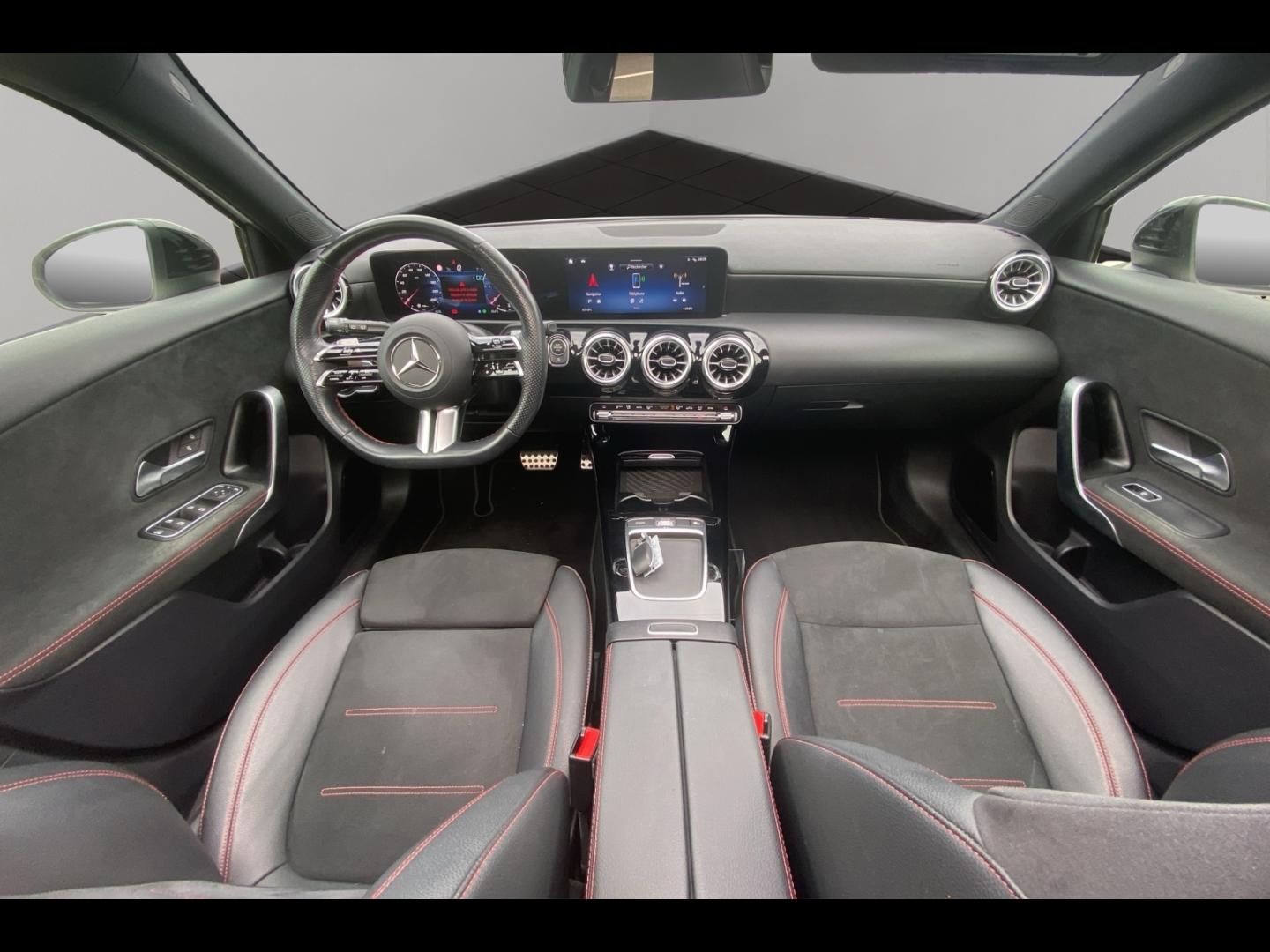 Image MERCEDES-BENZ Classe A 200 d 150ch AMG Line 8G-DCT