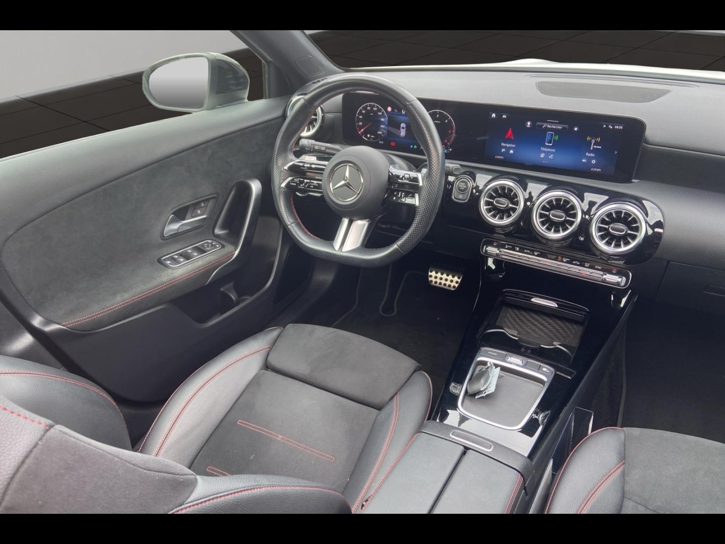 Image MERCEDES-BENZ Classe A 200 d 150ch AMG Line 8G-DCT