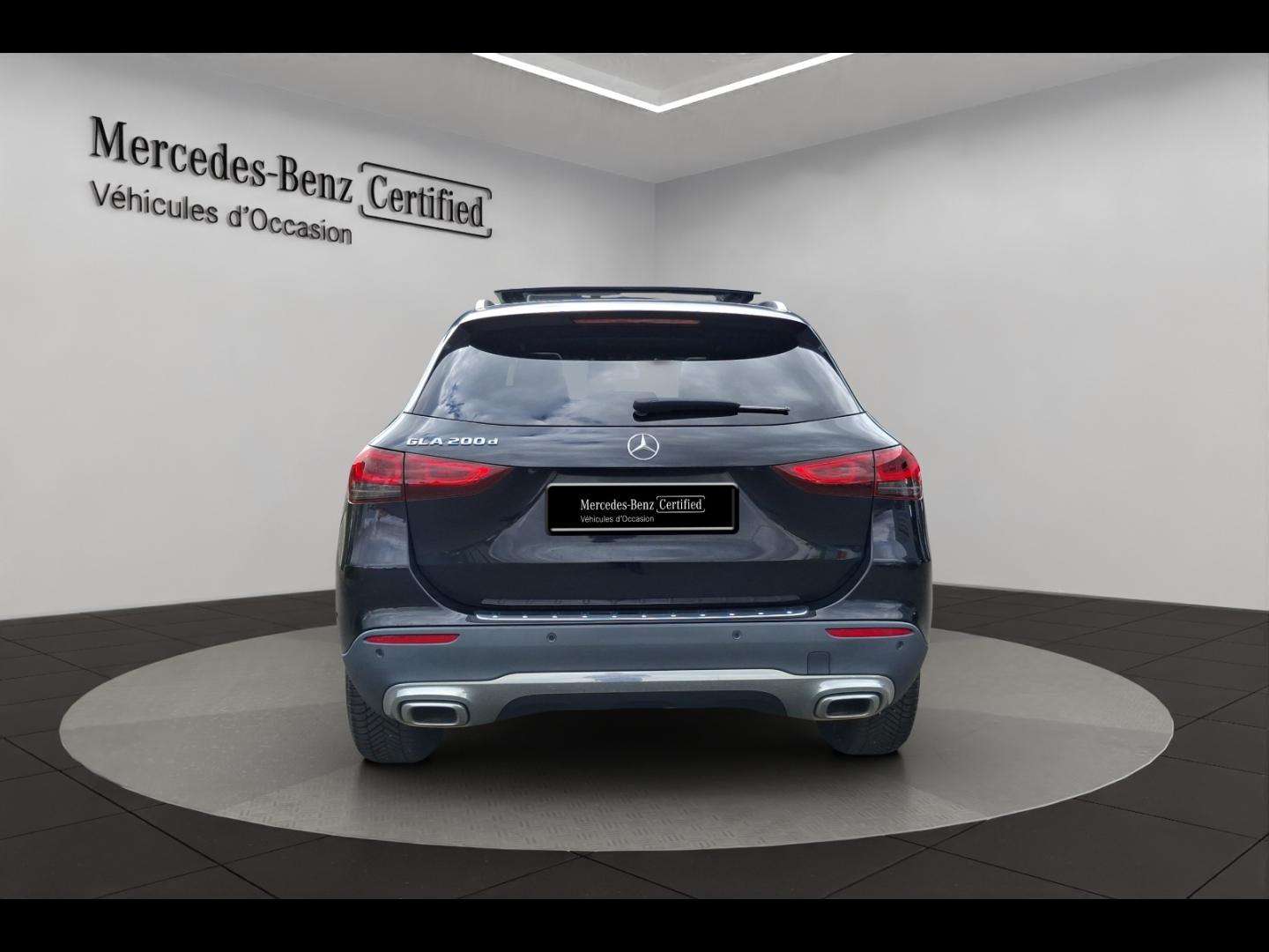Image MERCEDES-BENZ GLA 200 d 150ch Progressive Line 8G-DCT