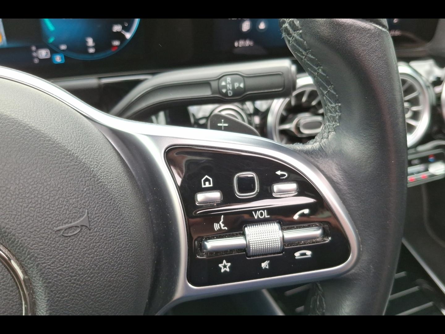 Image MERCEDES-BENZ GLA 200 d 150ch Progressive Line 8G-DCT