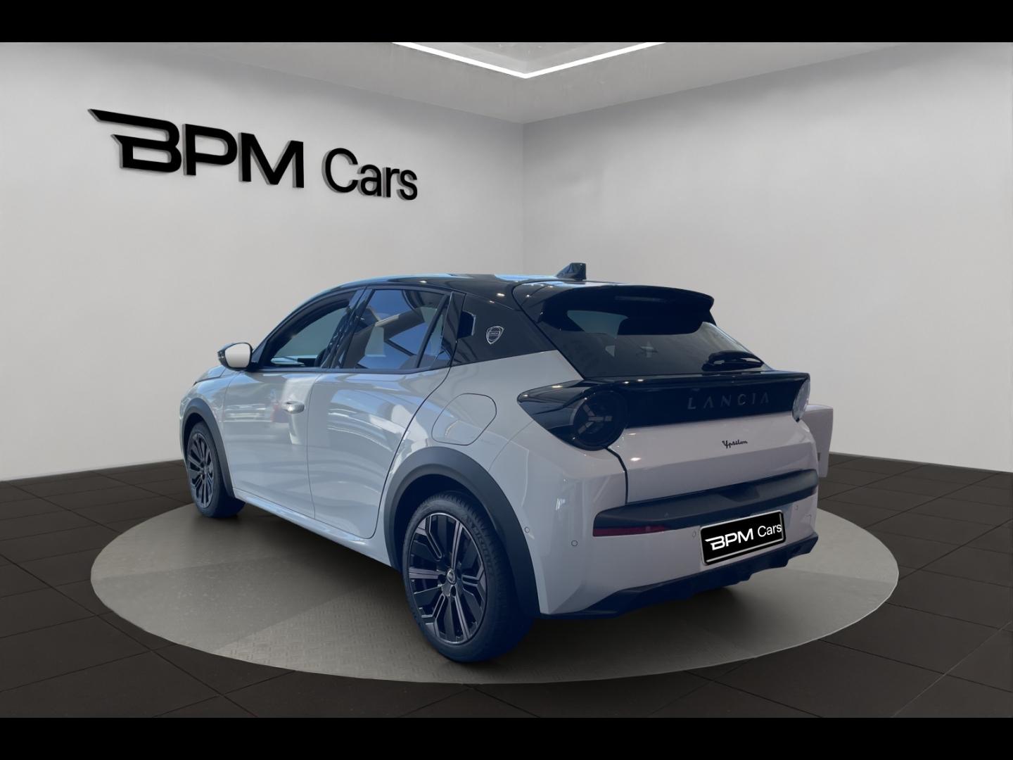 Image LANCIA Ypsilon 1.2 Ibrida 110ch HF Line eDCT6