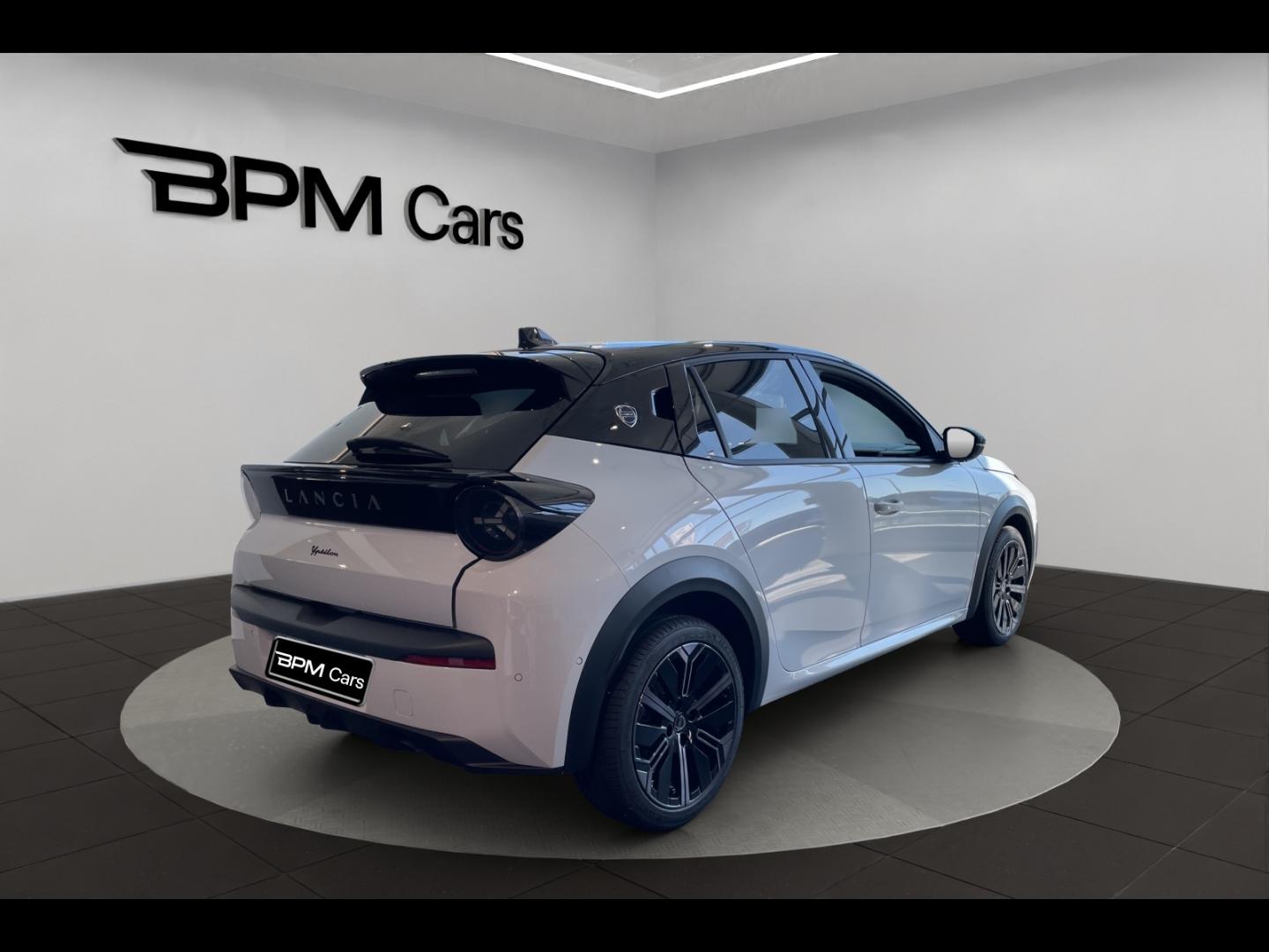 Image LANCIA Ypsilon 1.2 Ibrida 110ch HF Line eDCT6