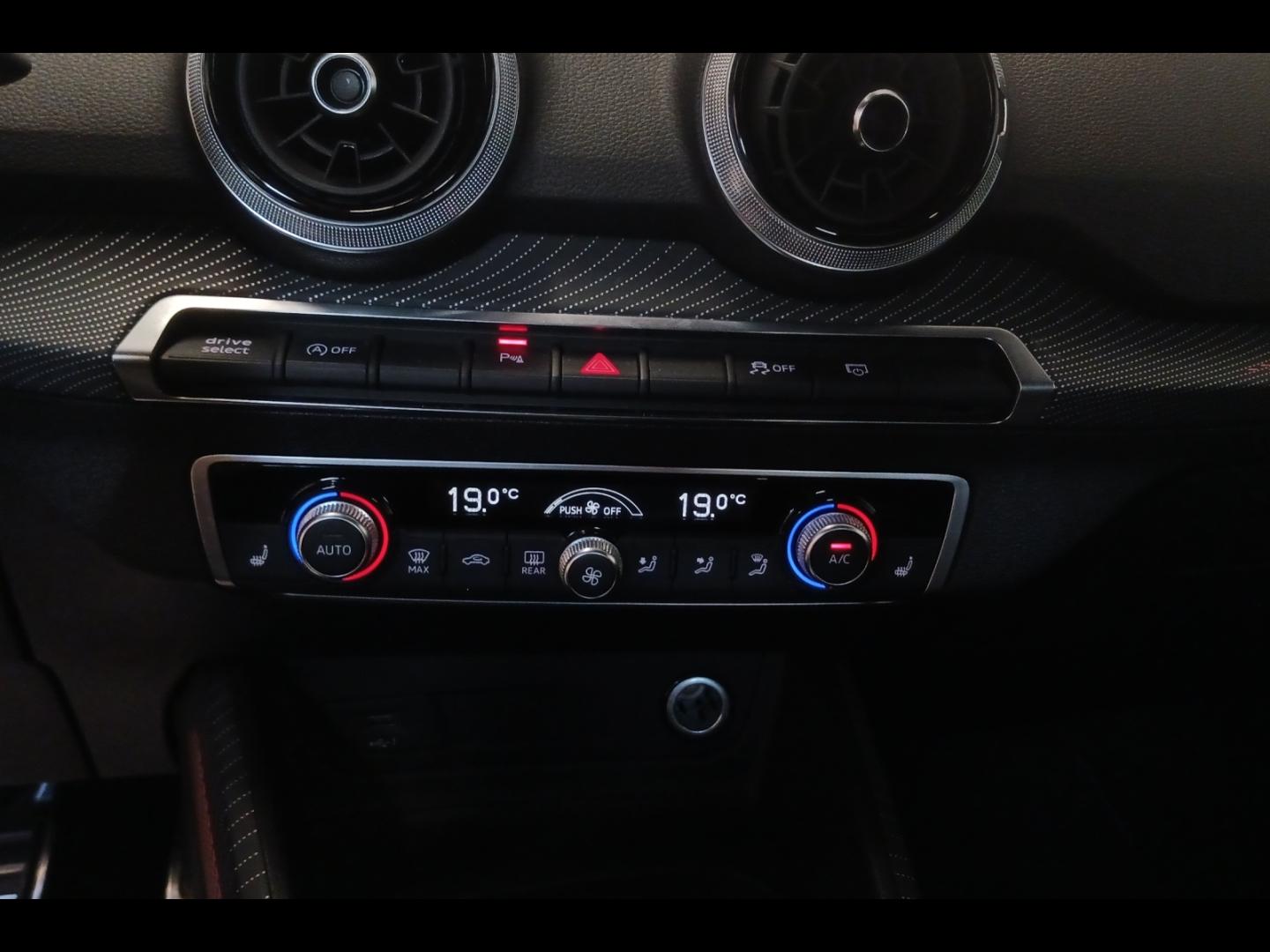 Image AUDI Q2 30 TDI 116ch S line Plus S tronic 7