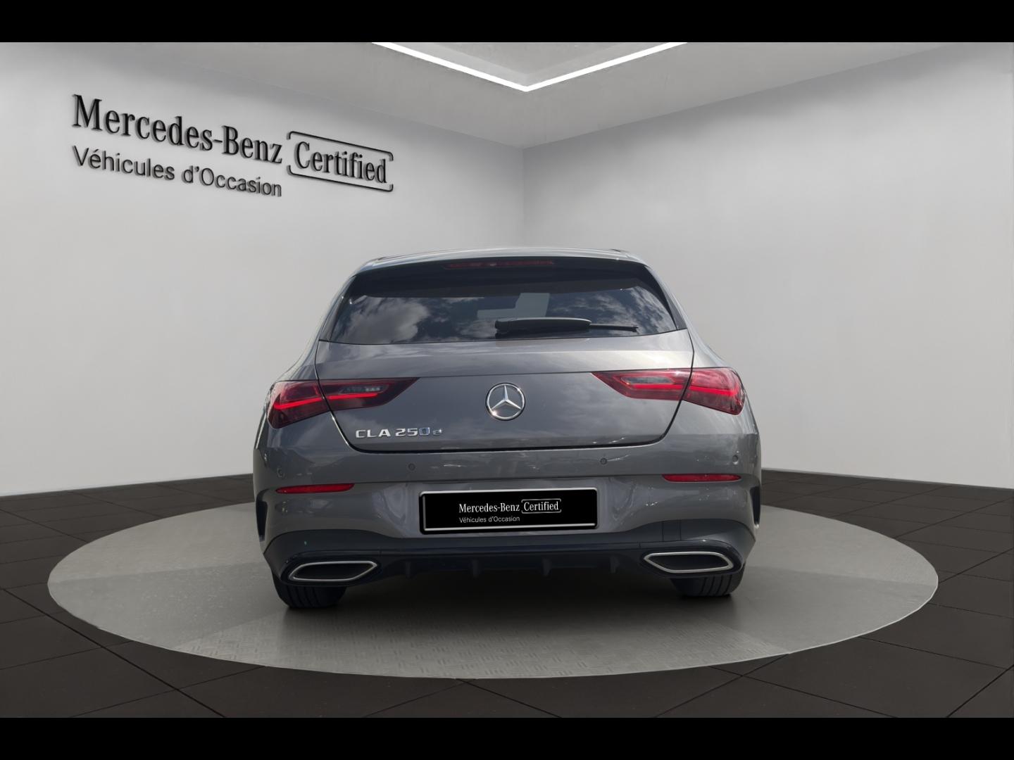 Image MERCEDES-BENZ CLA Shooting Brake 250 e Hybrid EQ 218ch AMG Line 8G-DCT